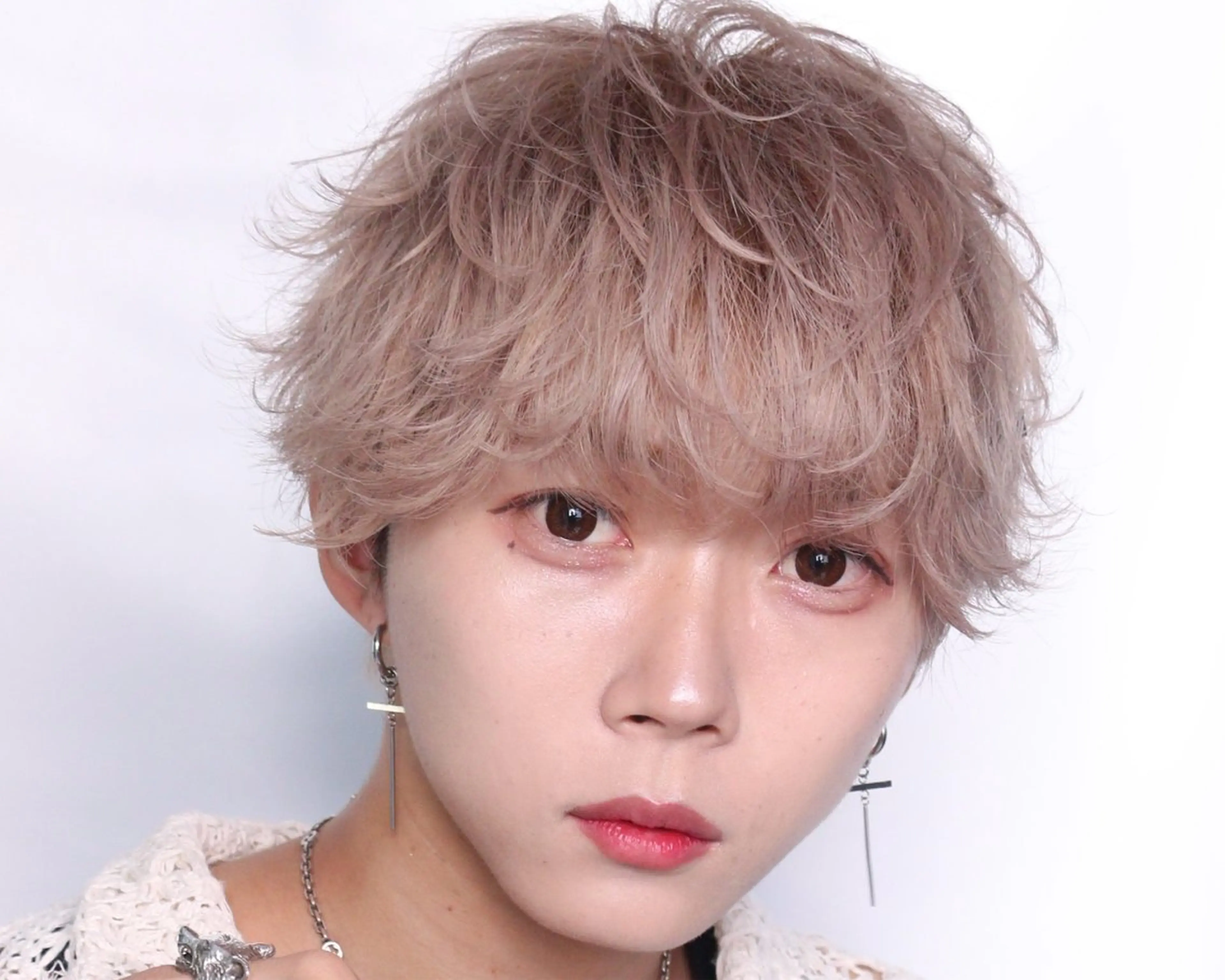 ショート カラー メンズ メンズブリーチ ベージュカラー ブリーチ カット ヘアカラー ヘアセット I-LAND 【アイランド】所属・【メンズパーマ】 I-LANDのヘアスタイル