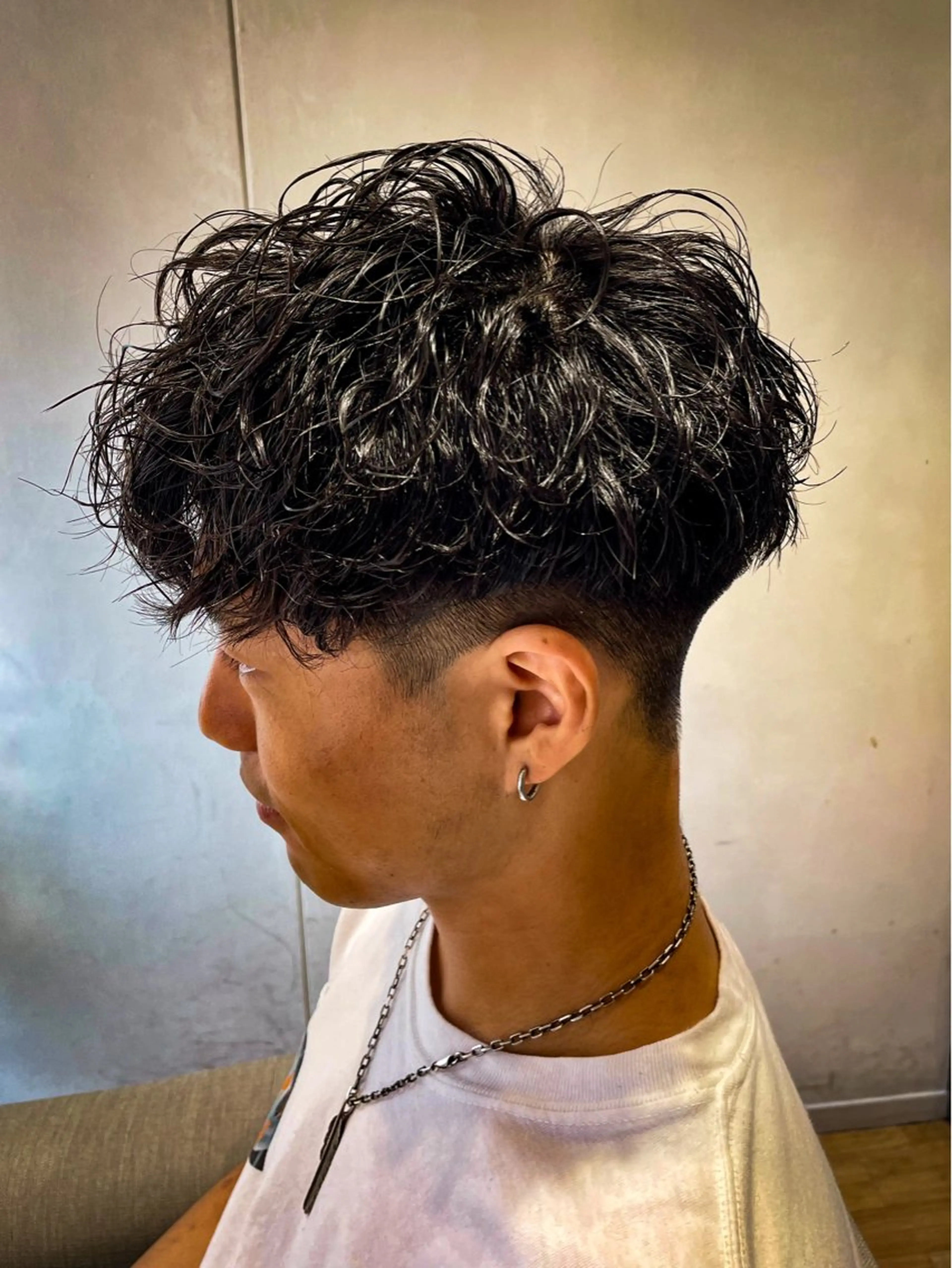 ショート パーマ メンズ スペインカール カット パーマ サトウ コウキ  メンズのヘアスタイル