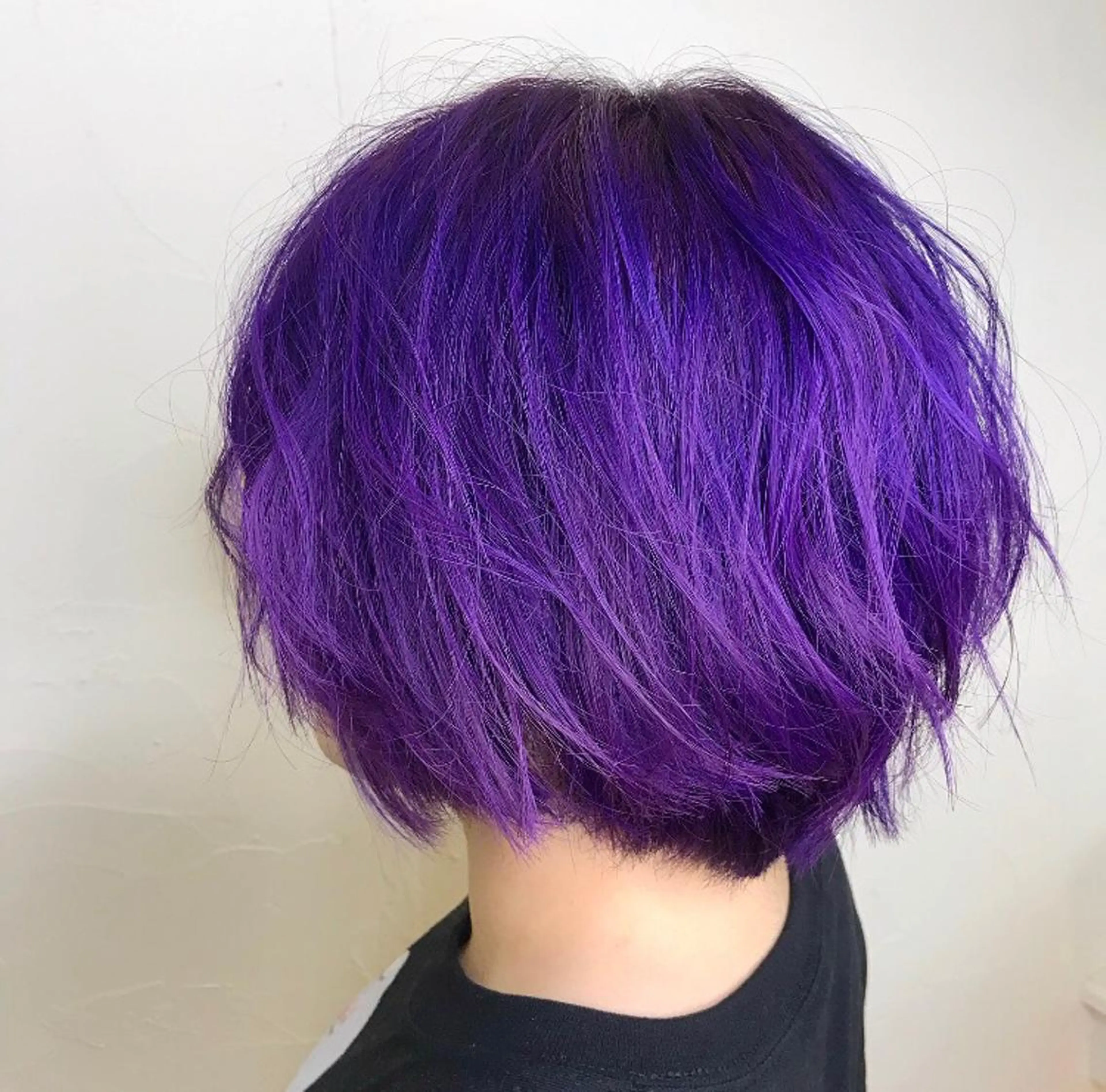 ショート 派手髪支持率No1 Eisukeのヘアスタイル