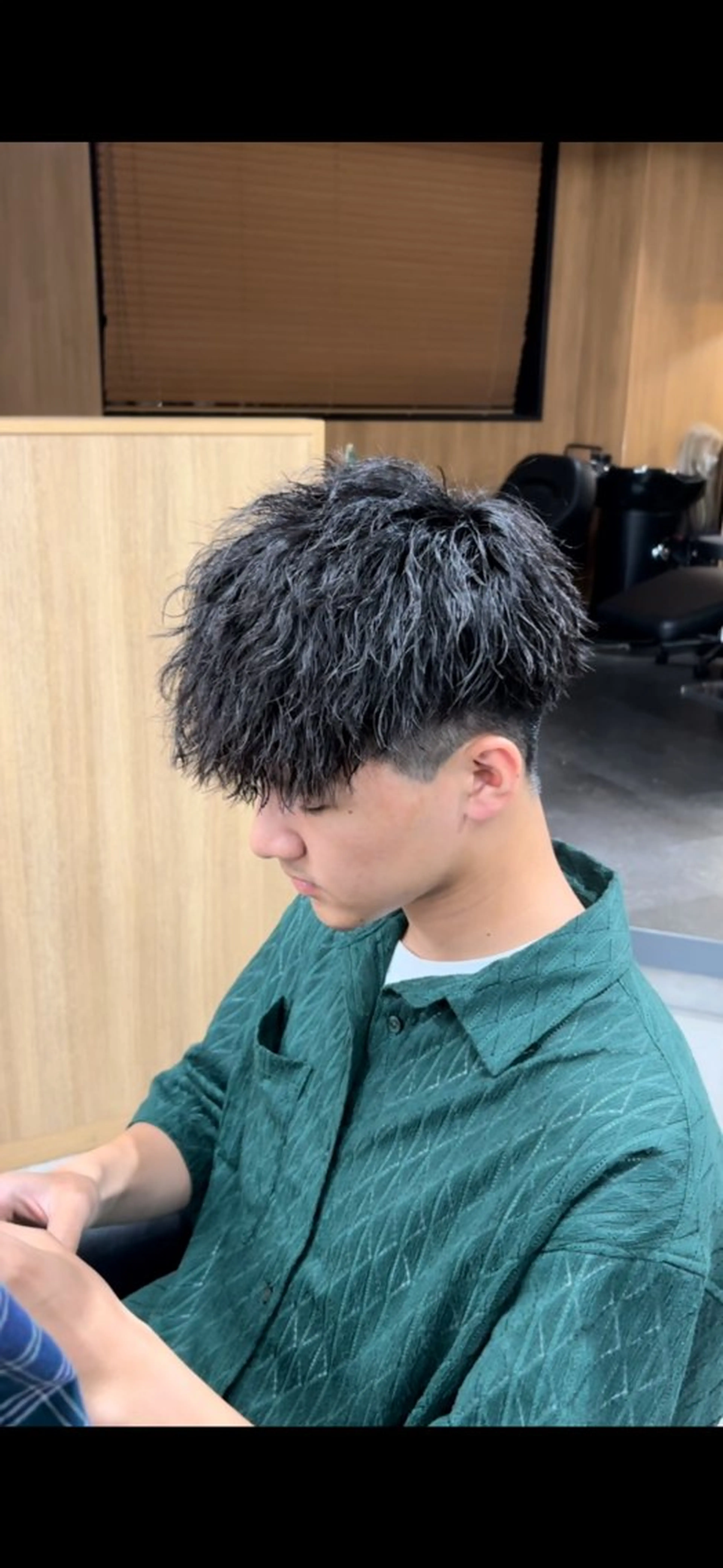 パーマ メンズ メンズパーマ カット パーマ トリートメント ヘッドスパ ヘアセット 🔥メンズカット＋ パーマの達人🔥のヘアスタイル