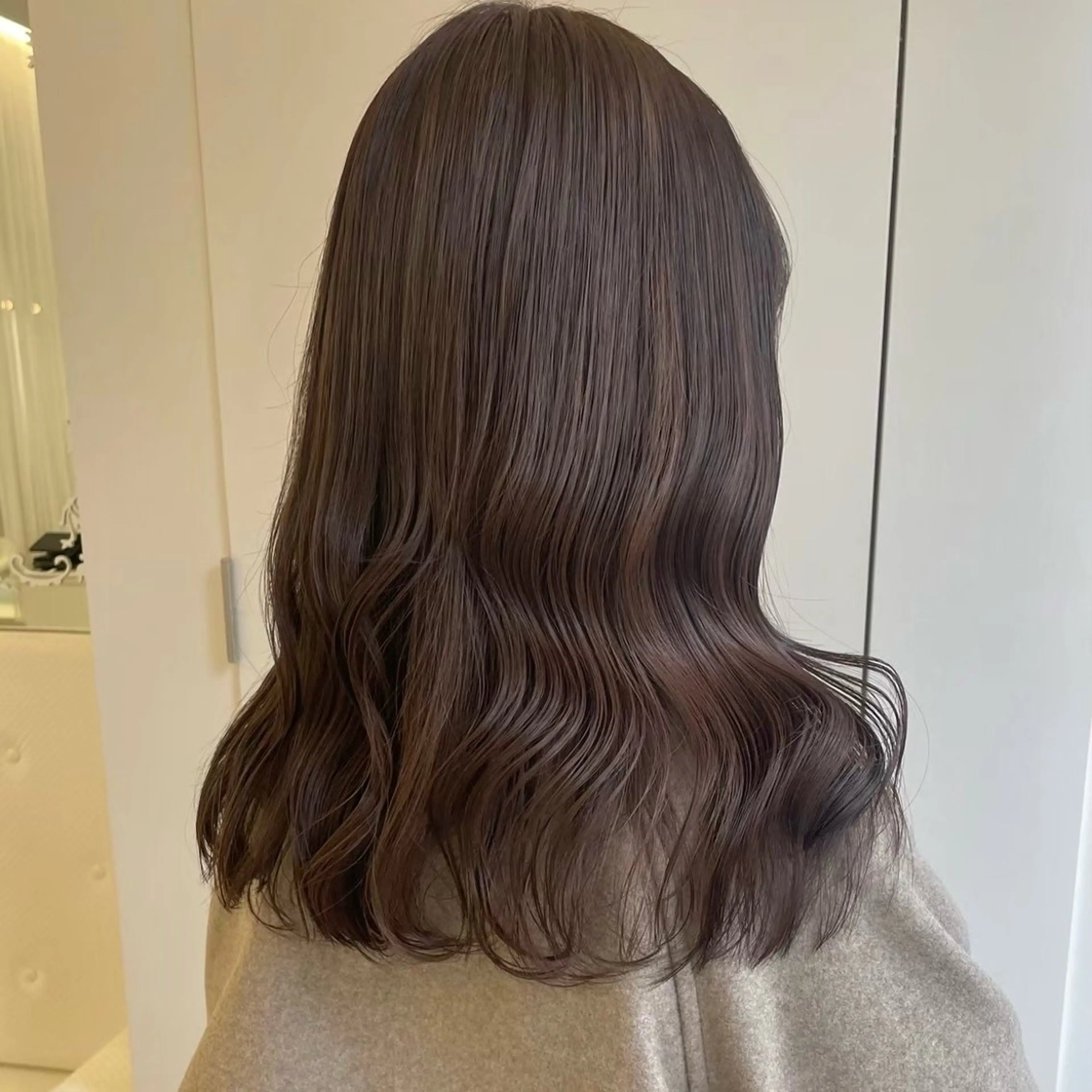 セミロング カラー ParveMix 🩶🫧入江 香名のヘアスタイル