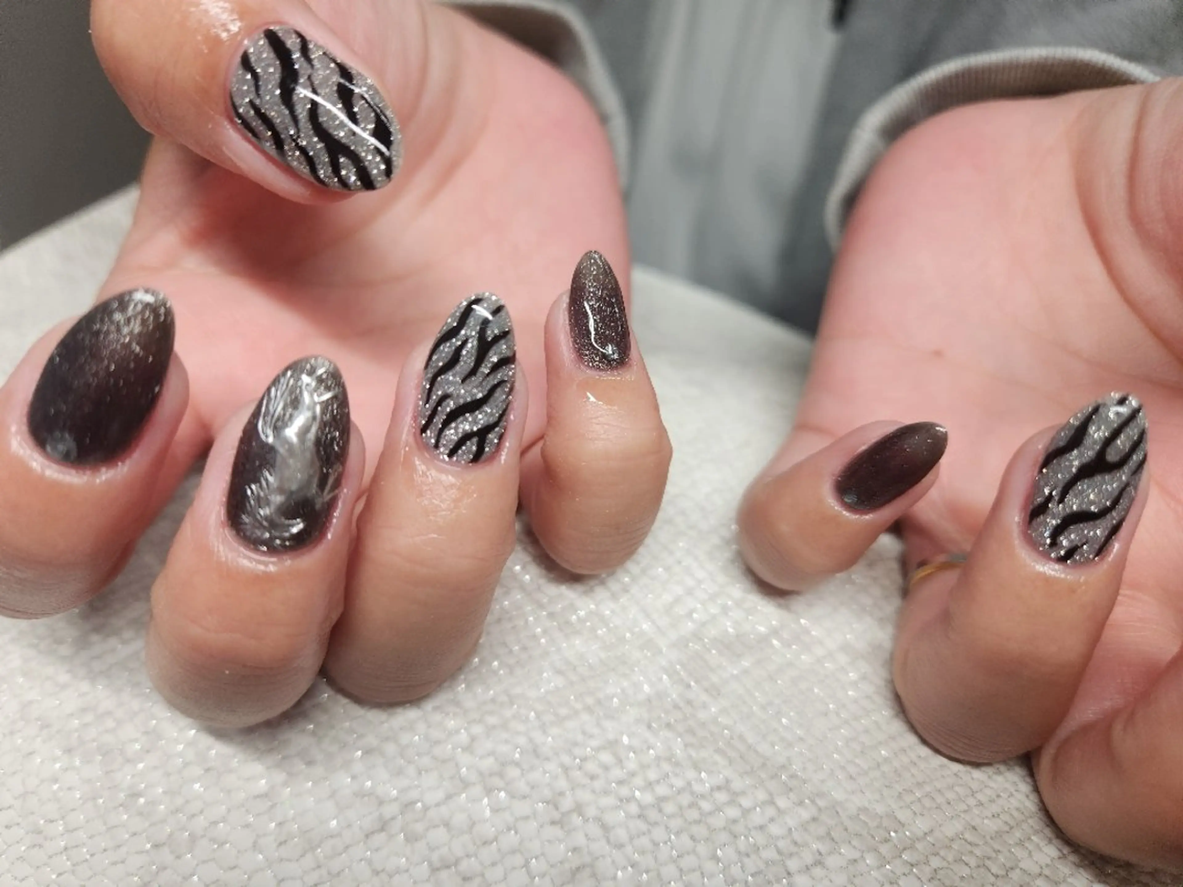 ネイル アニマル柄 石渡 美弥のネイルデザイン