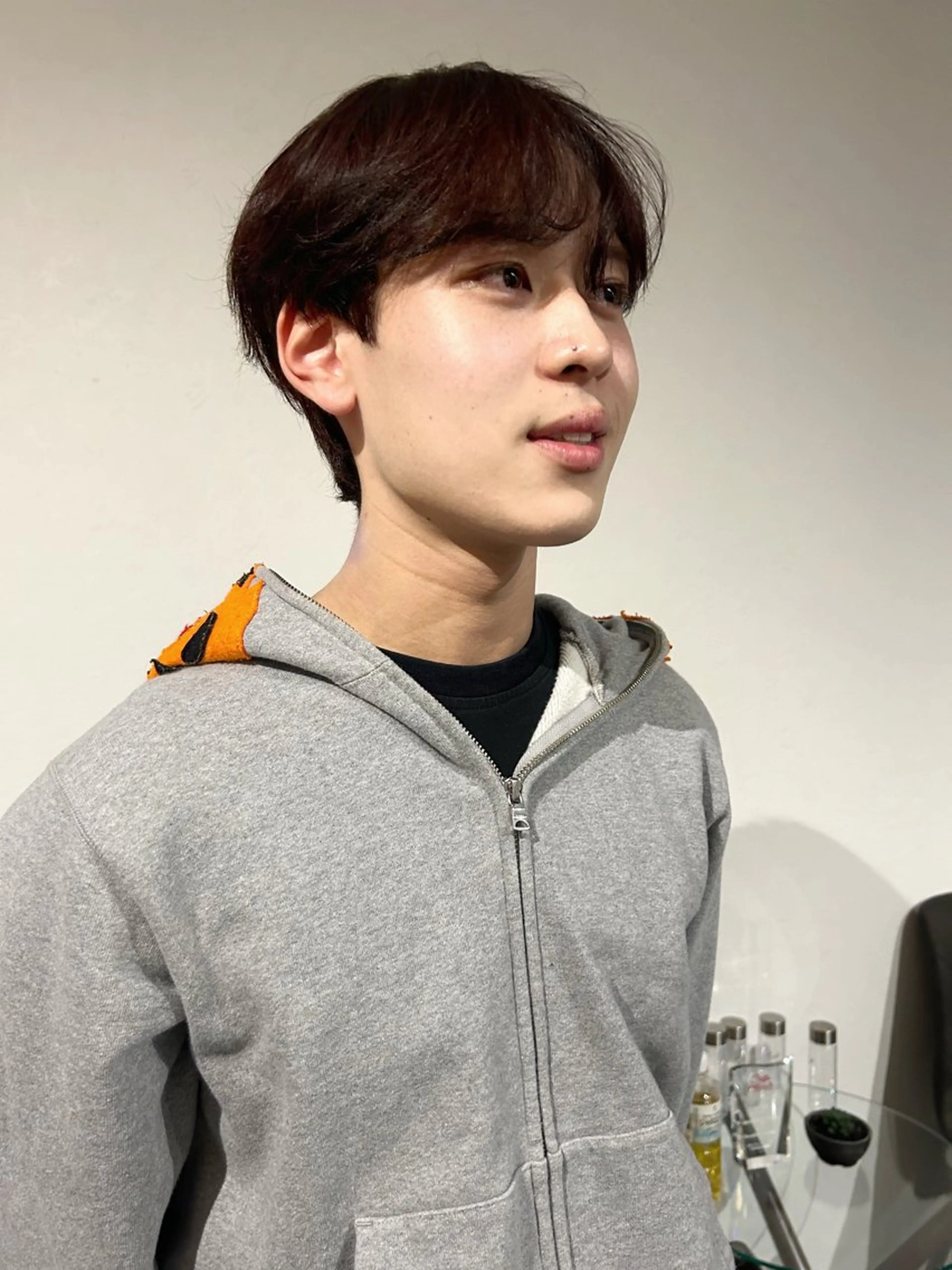 ショート カラー ヘアカラー hinano ヒナノのヘアスタイル