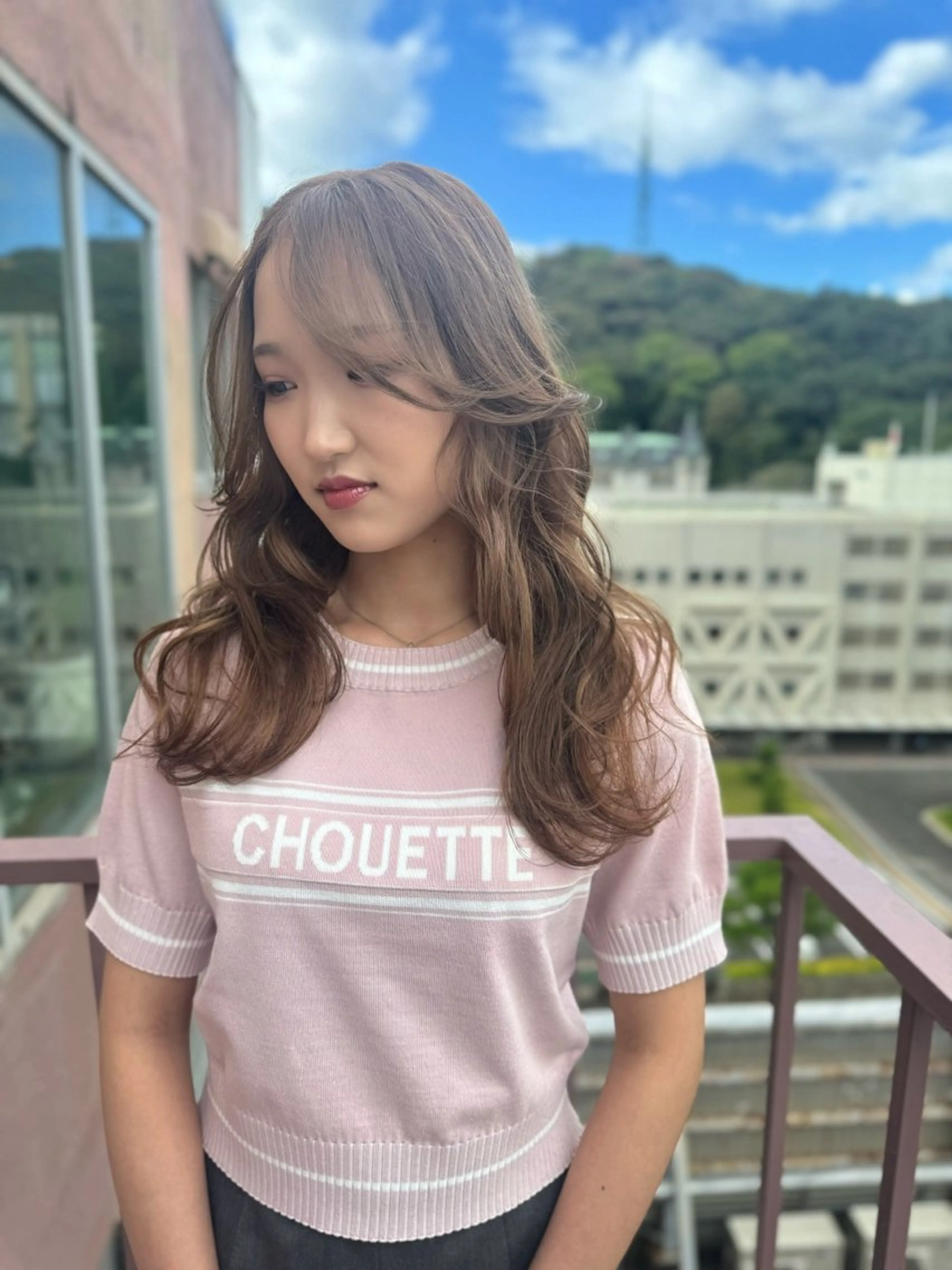 ロング カラー ベージュカラー ミルクティーベージュ ヘアカラー Viage （ビアージュ）のヘアスタイル