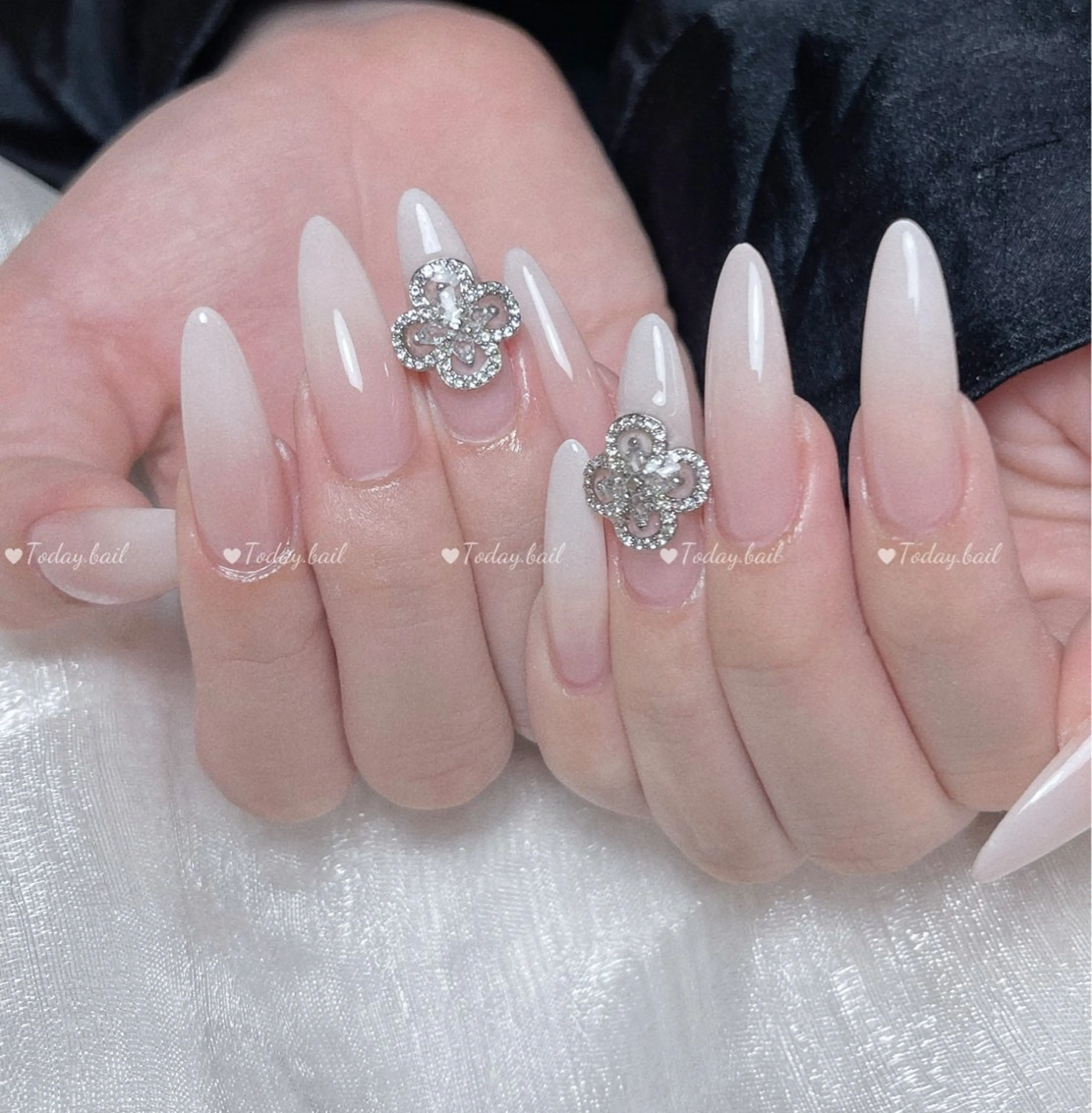 ネイル ハンドネイル 🎀Today nail💅のネイルデザイン