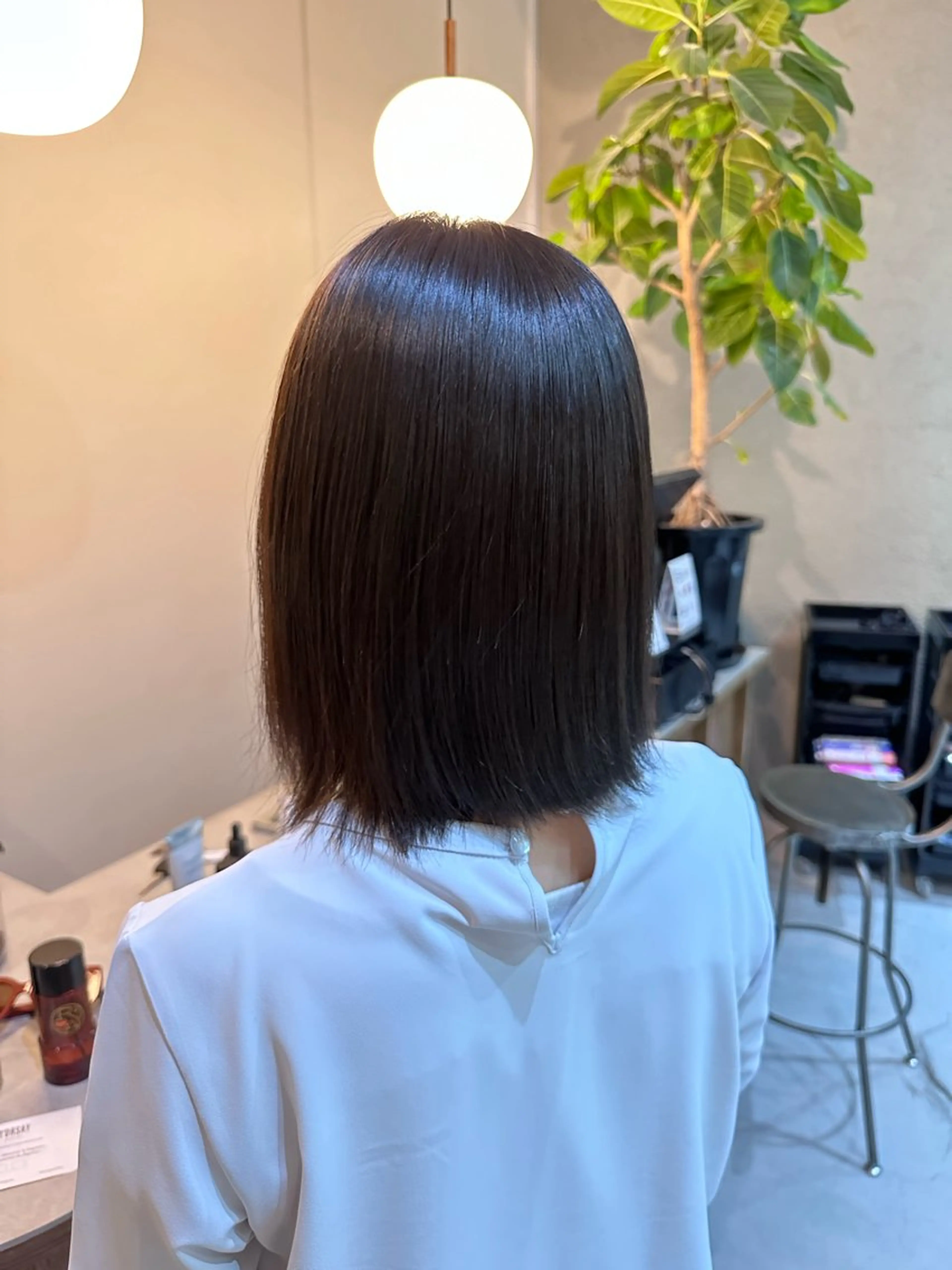 ミディアム Shiro RENのヘアスタイル
