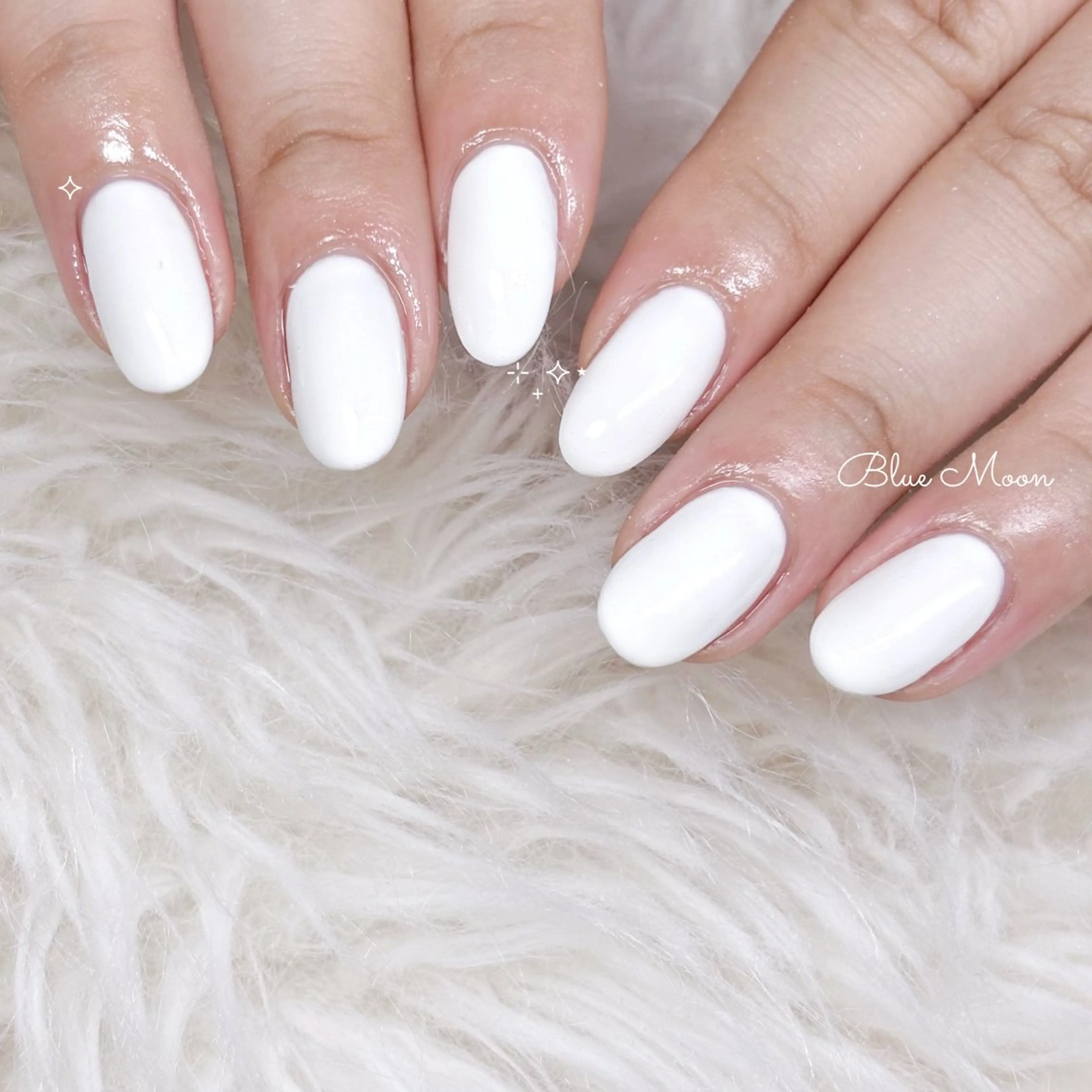 ネイル ハンドネイル フットネイル ハンドケア nail salon Blue Moonのネイルデザイン