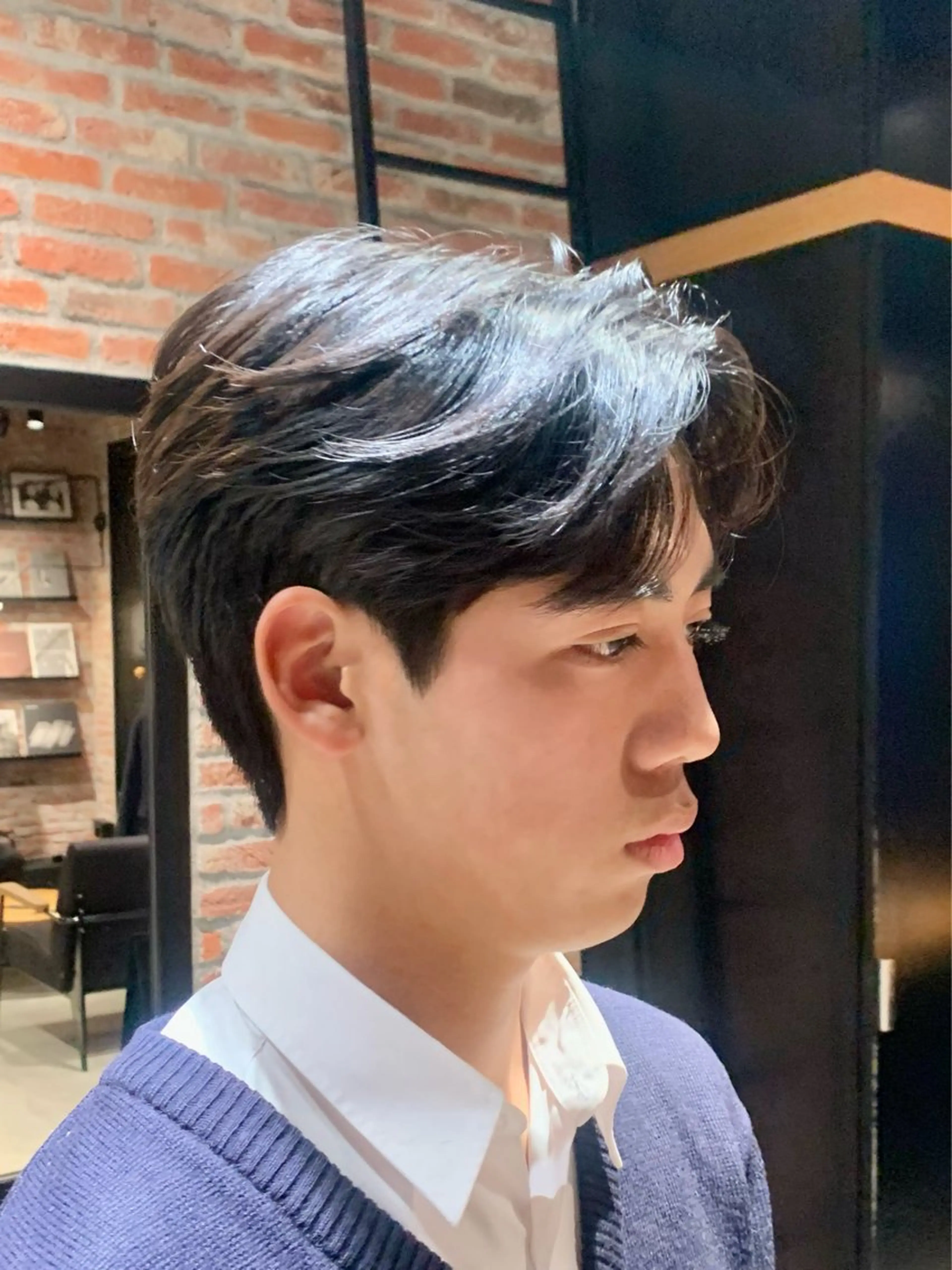 ショート メンズ センターパート メンズ韓国風 刈り上げ 韓国風ヘア 藤田 明輝のヘアスタイル