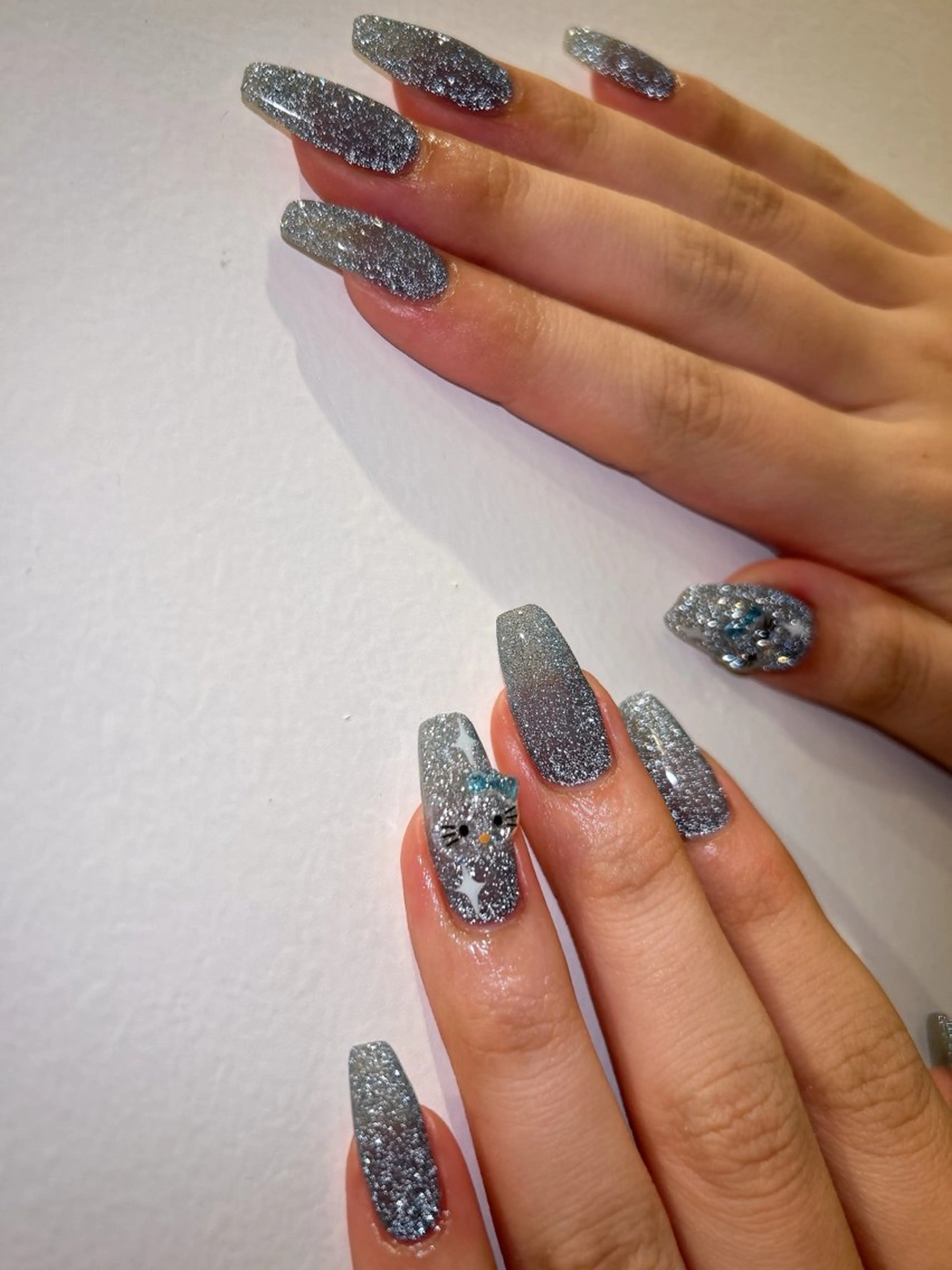 ネイル フラッシュネイル ハンドネイル フットネイル tote. sumileのネイルデザイン