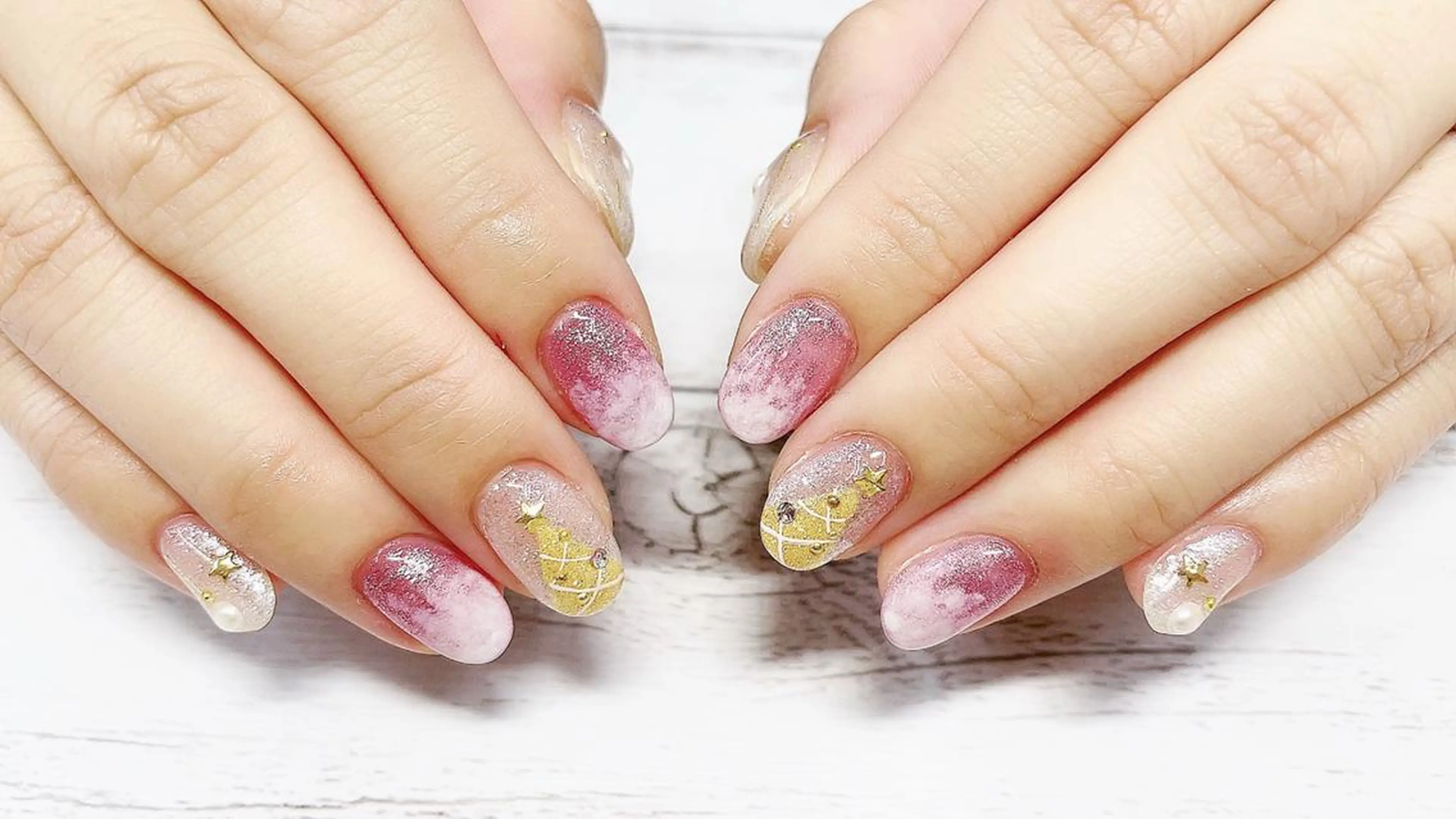 ネイル リラネイル Aikenのネイルデザイン