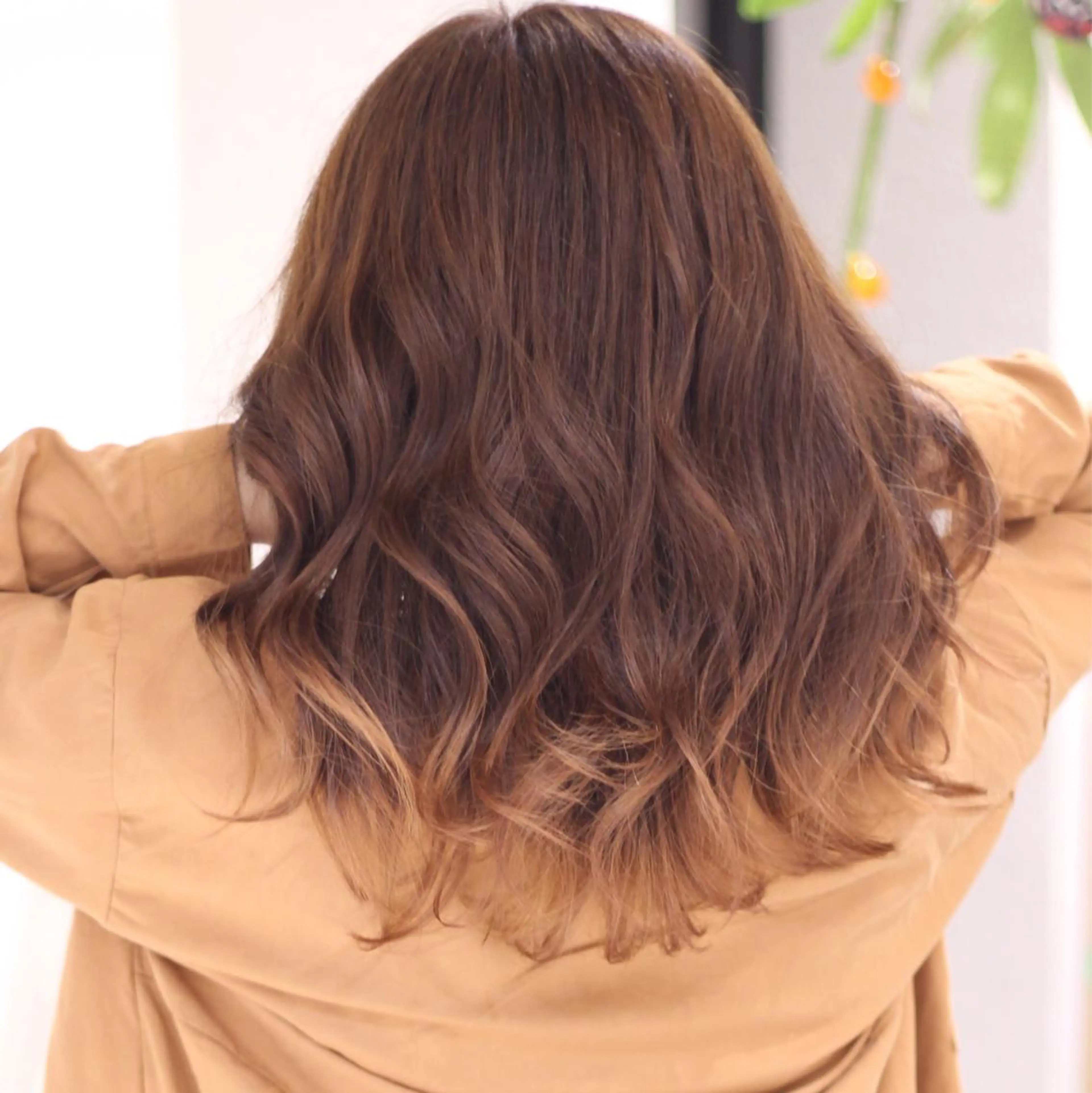 カラー 中林 由佳のヘアスタイル