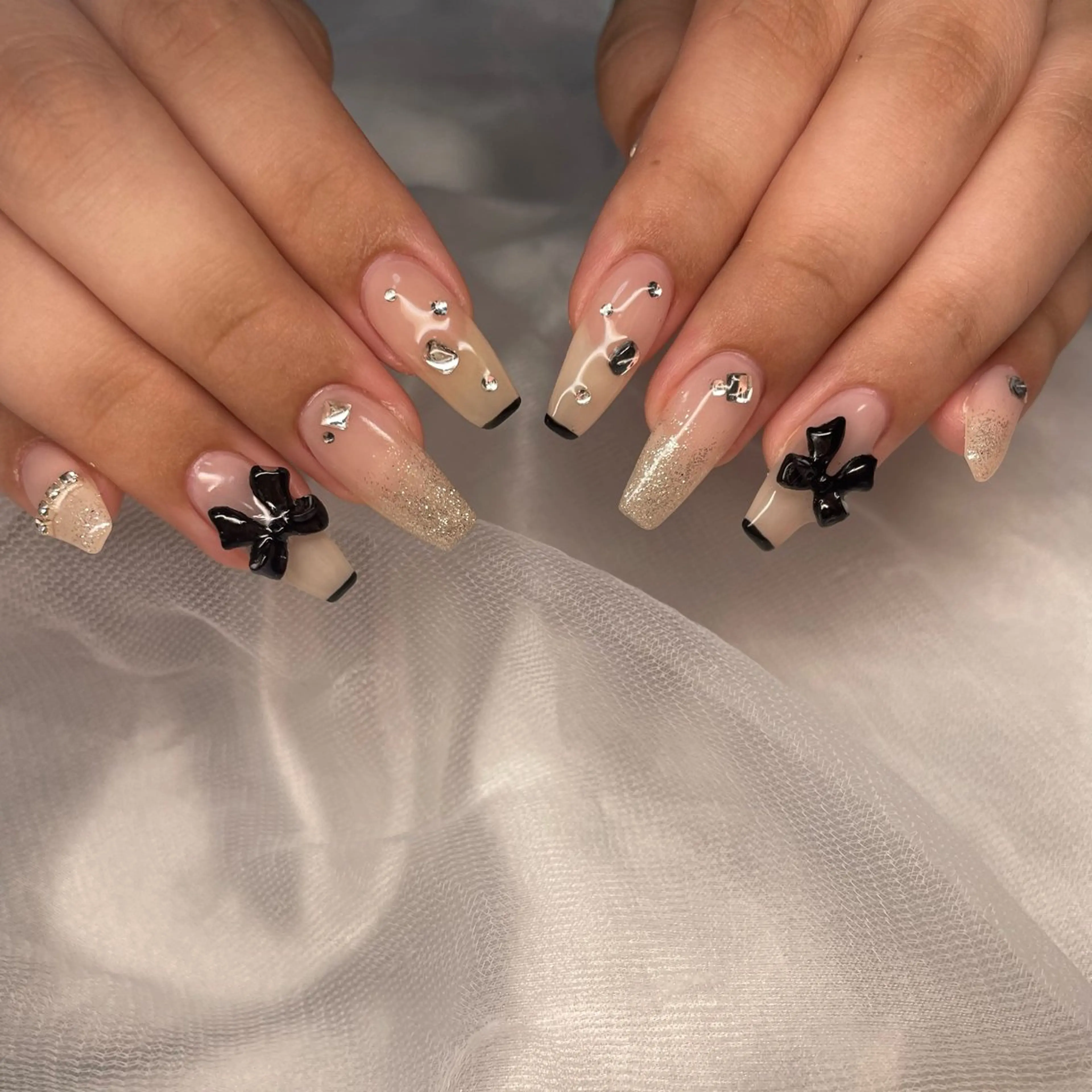 ネイル ハンドネイル miku 🕊️のネイルデザイン