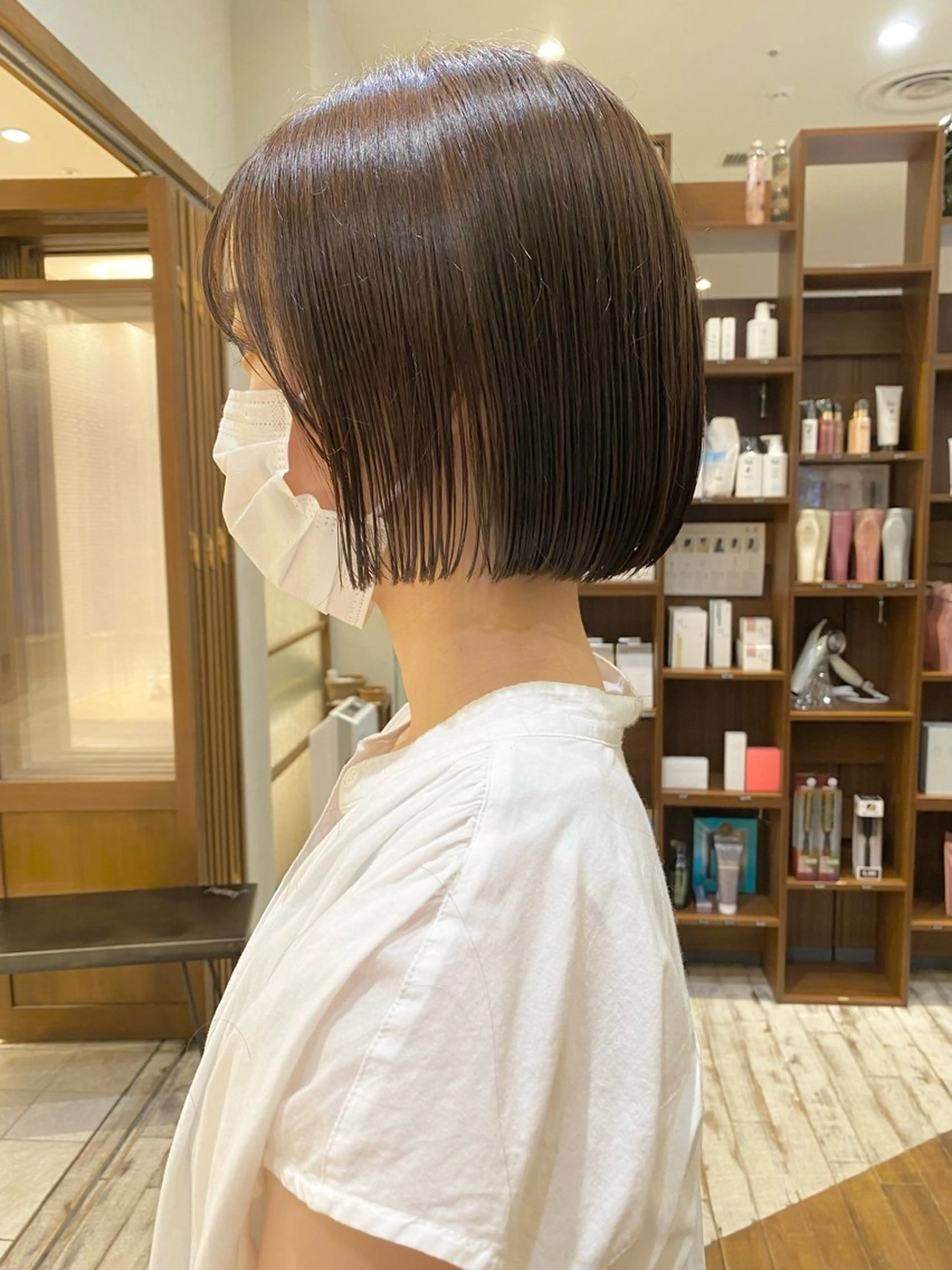 ショート ボブ カット ヘアカラー 栗原 瑞稀のヘアスタイル