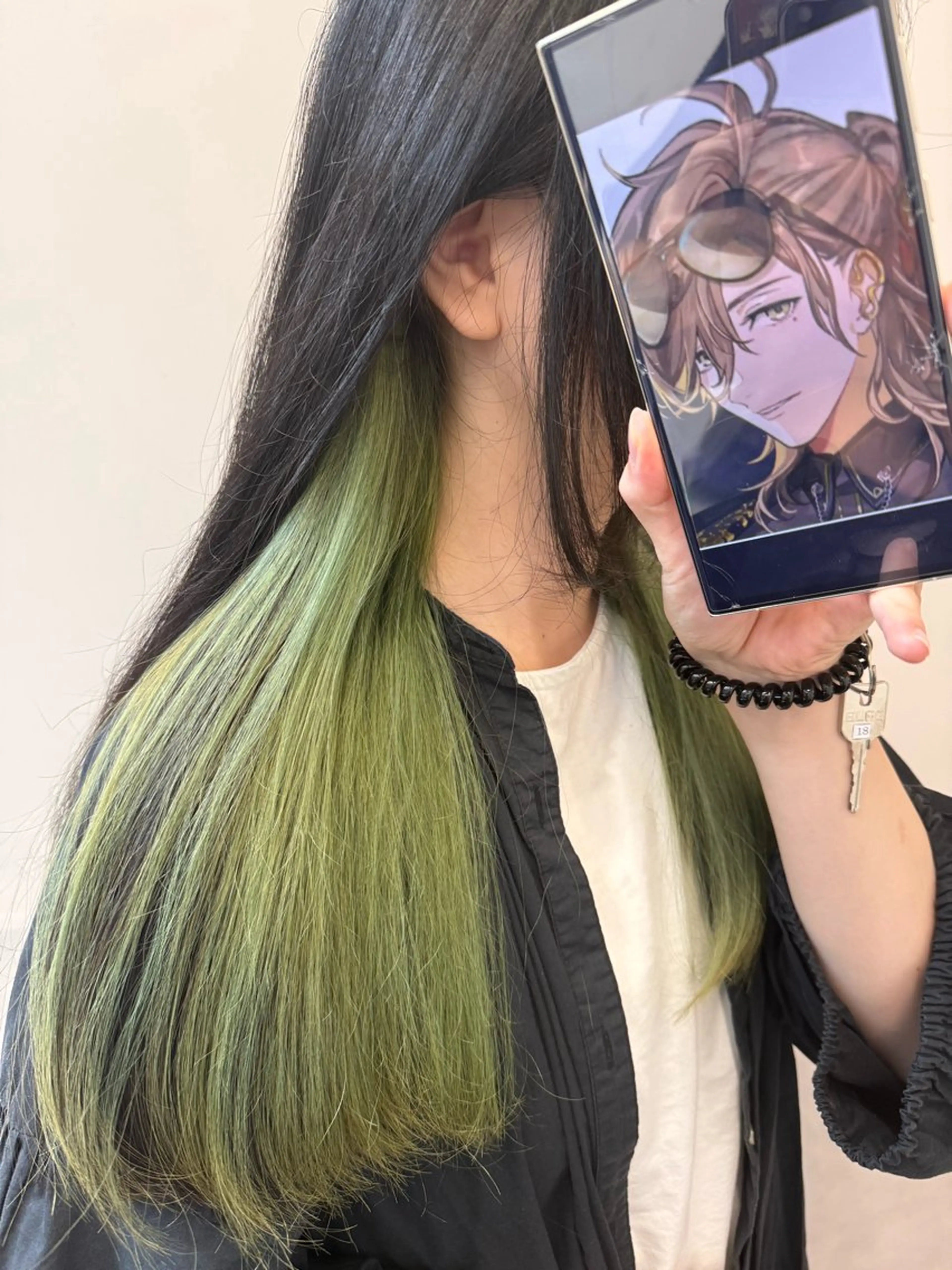 ロング カラー インナーカラー ミント ミントグリーン ヘアカラー インナーカラー 推し ブリーチ  髪質改善のヘアスタイル