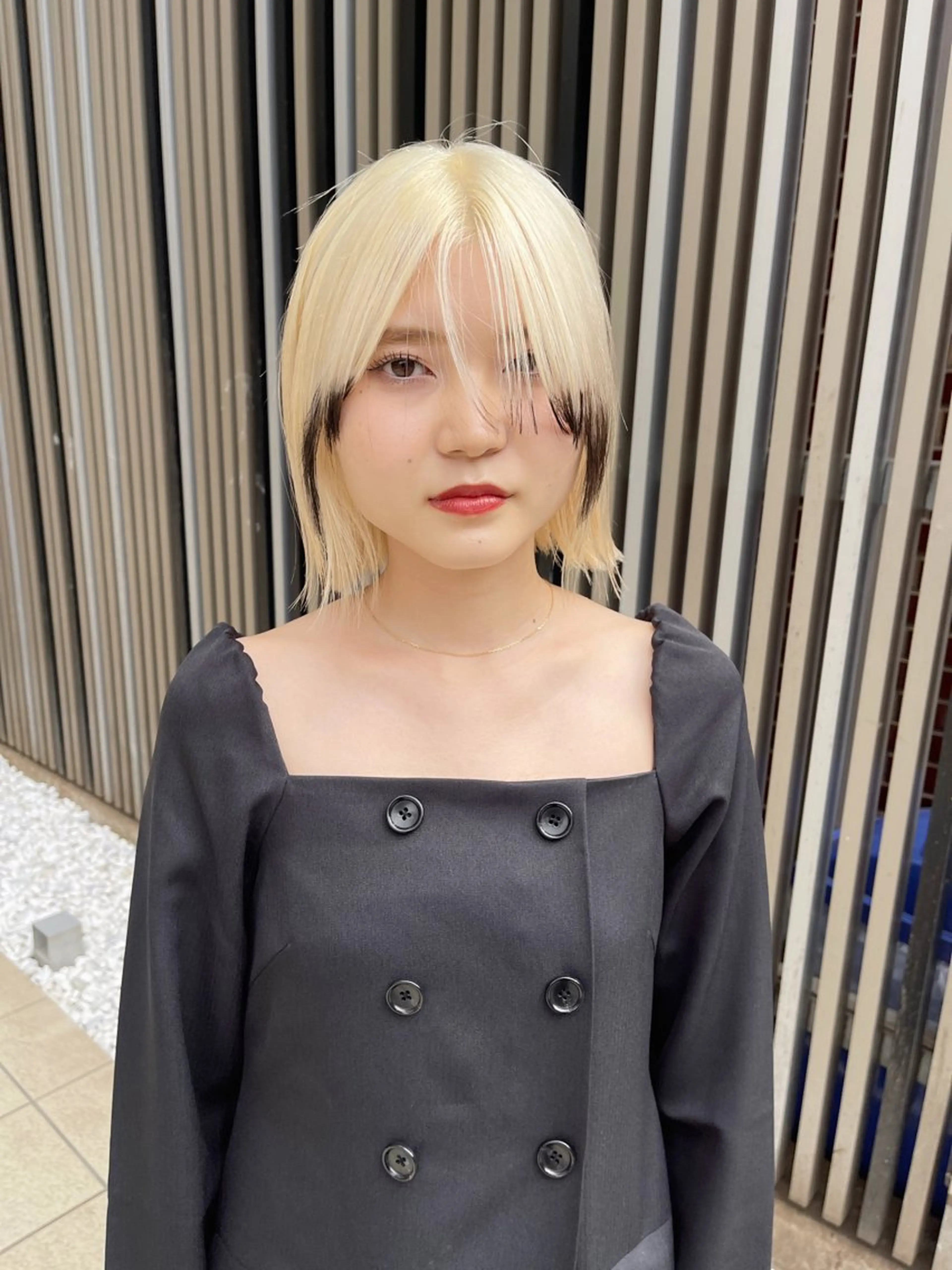 ミディアム カラー ブリーチ 抜きっぱなしブロンド カット ヘアカラー トリートメント “ミニモ最高評価獲得 “代表"Kohei"のヘアスタイル