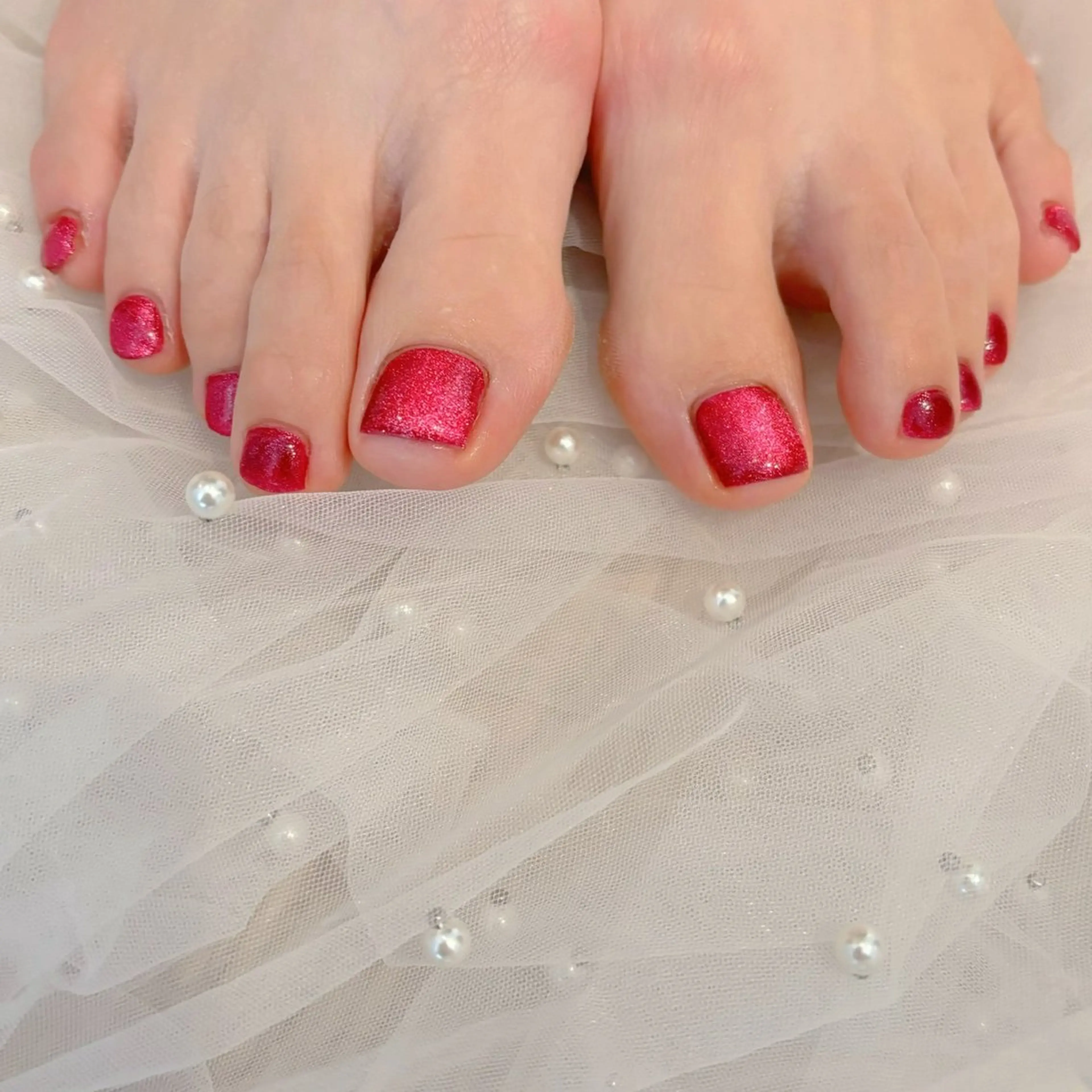 ネイル マグネットネイル マグネットワンカラー ワンカラーネイル フットネイル nailsalon pito所属・ネイルサロン pitoのネイルデザイン