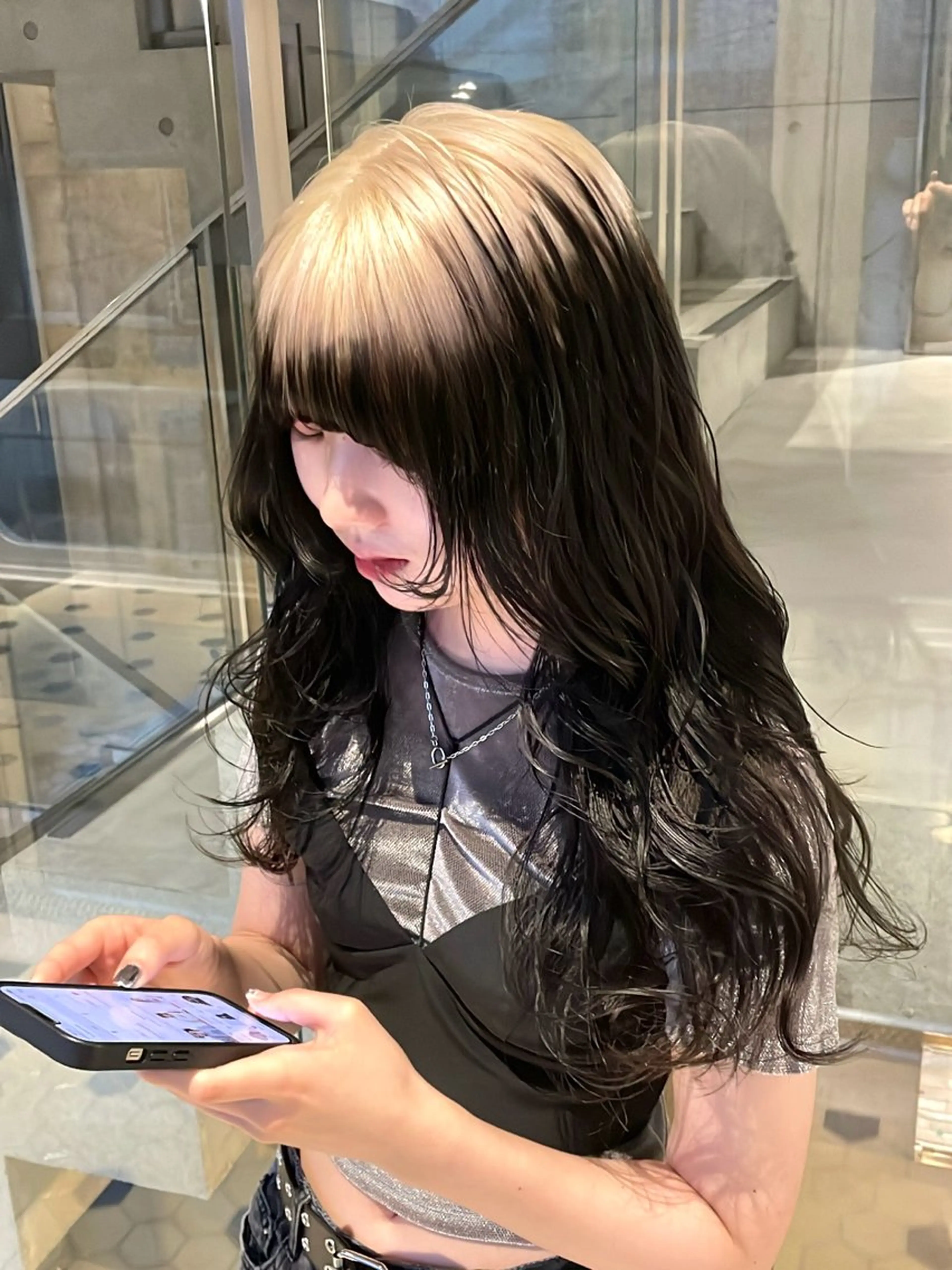 ロング ヘアカラー トリートメント ササキカズマ〻透明感 〻色落ち〻赤み消しのヘアスタイル