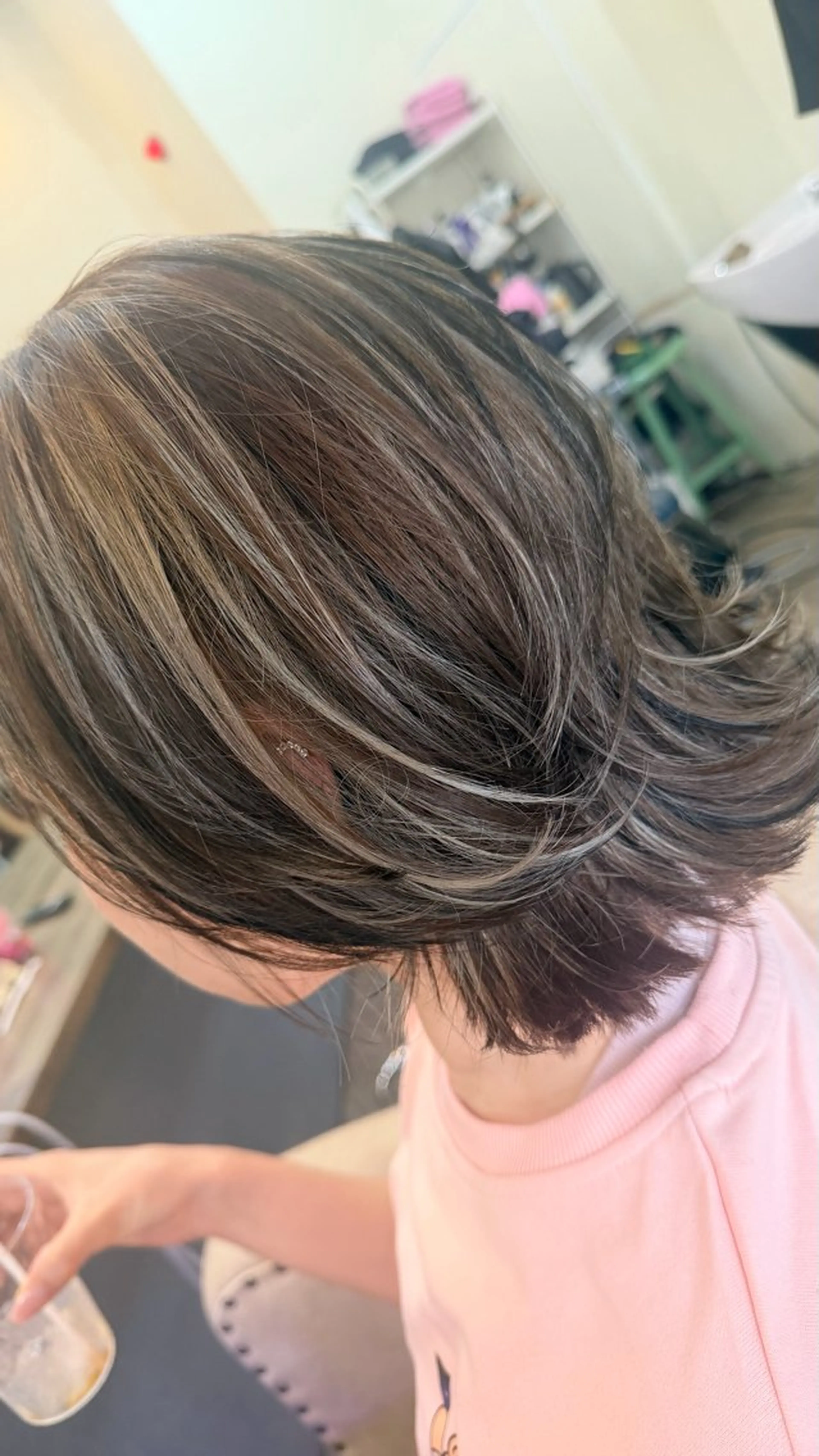 ミディアム カラー カット ヘアカラー トリートメント 鶴見 和美のヘアスタイル