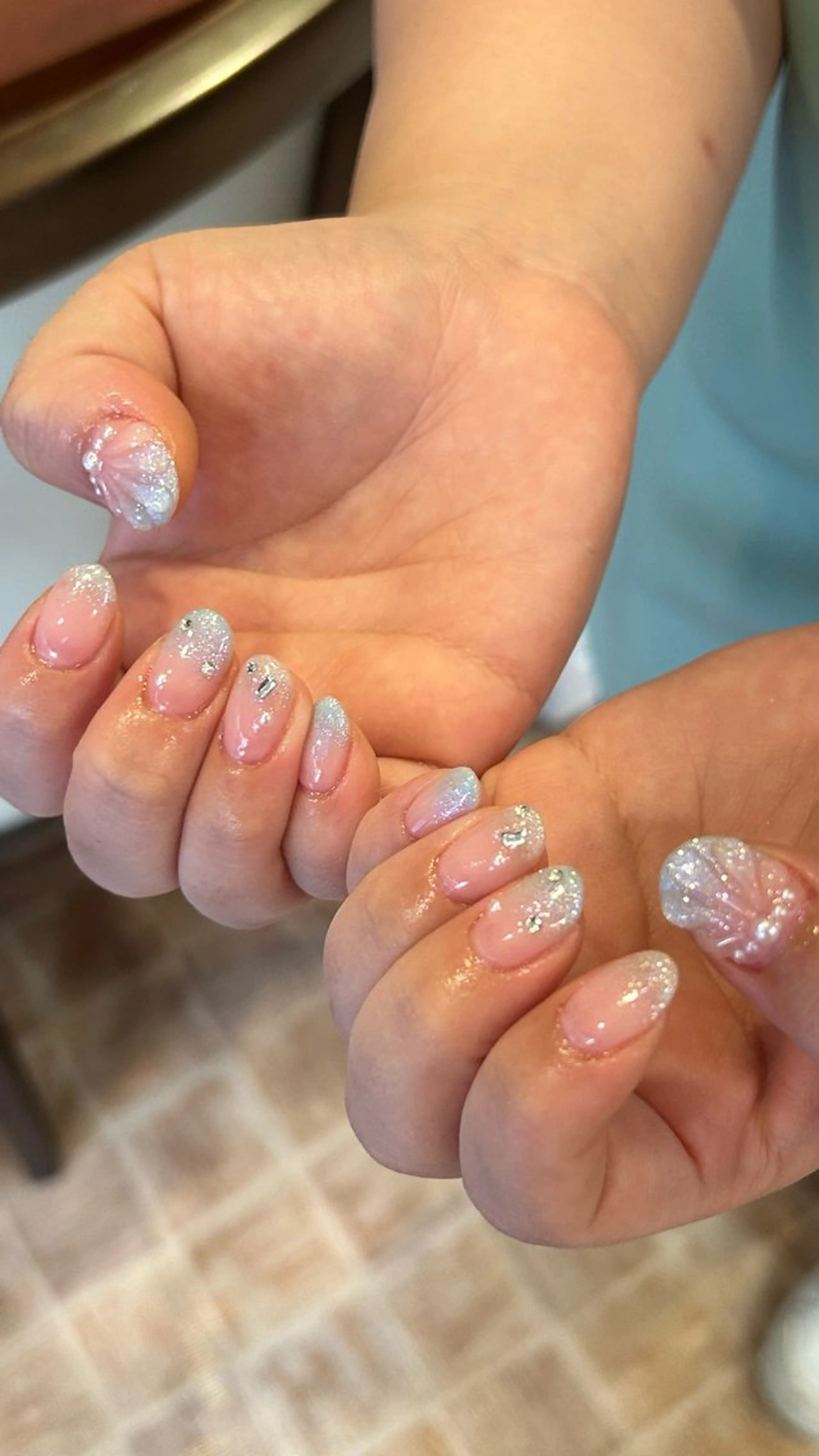 ネイル ラメ(グリッター) 持ち込み 小野寺 千尋のネイルデザイン