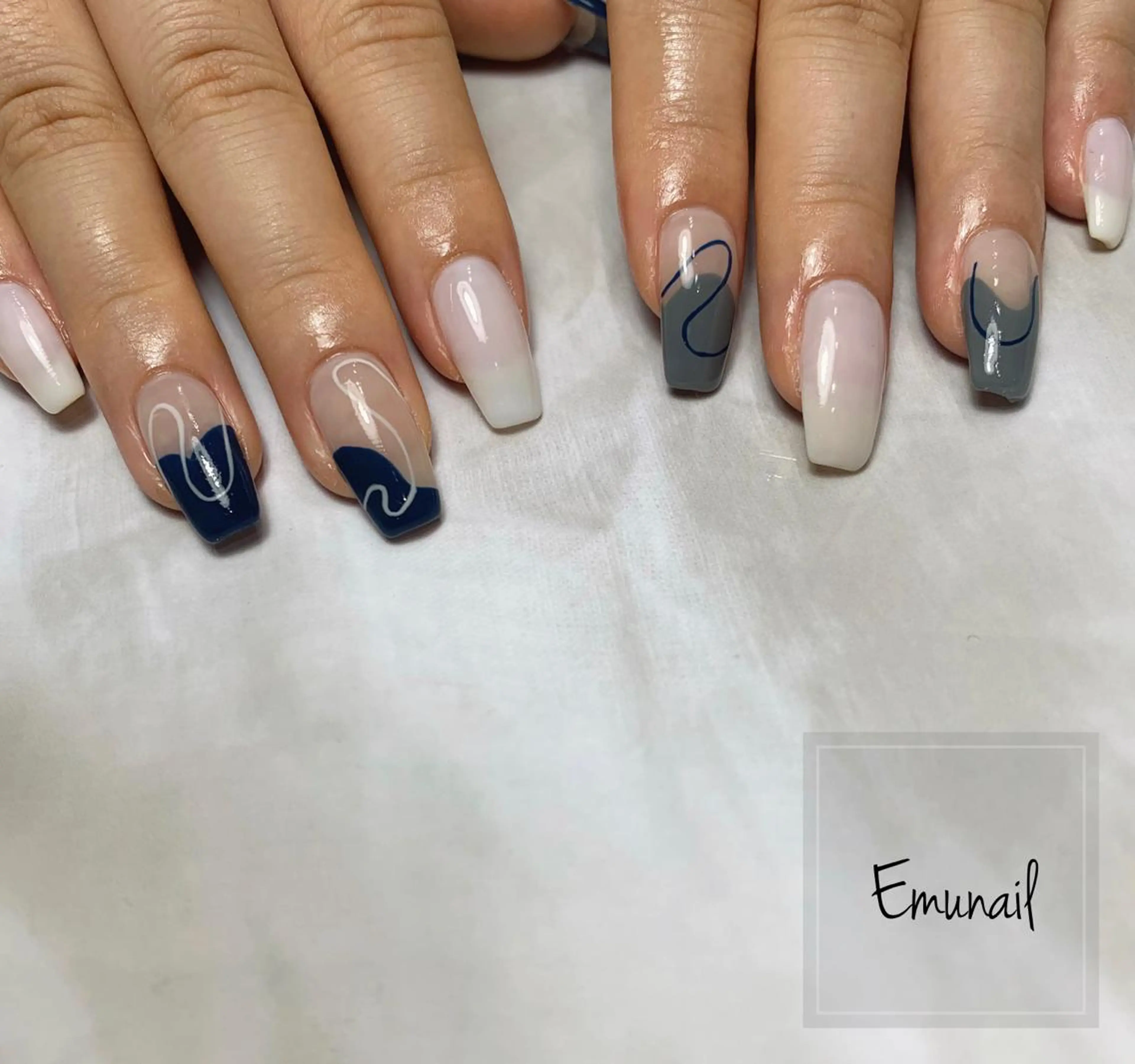ネイル ハンドネイル Emu Nailのネイルデザイン