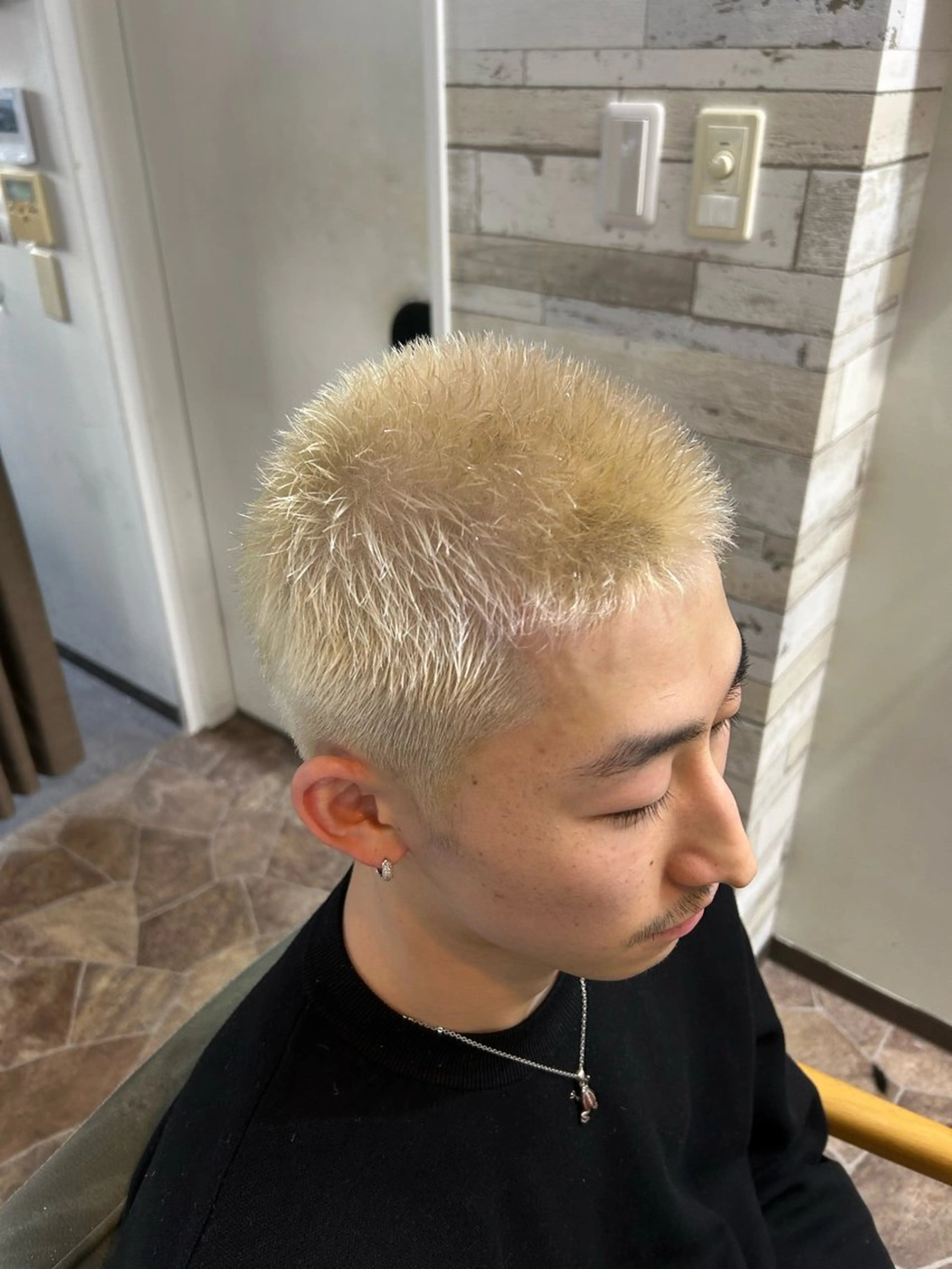 ショート カラー メンズ カット ヘアカラー HRK1st RYOKIのヘアスタイル