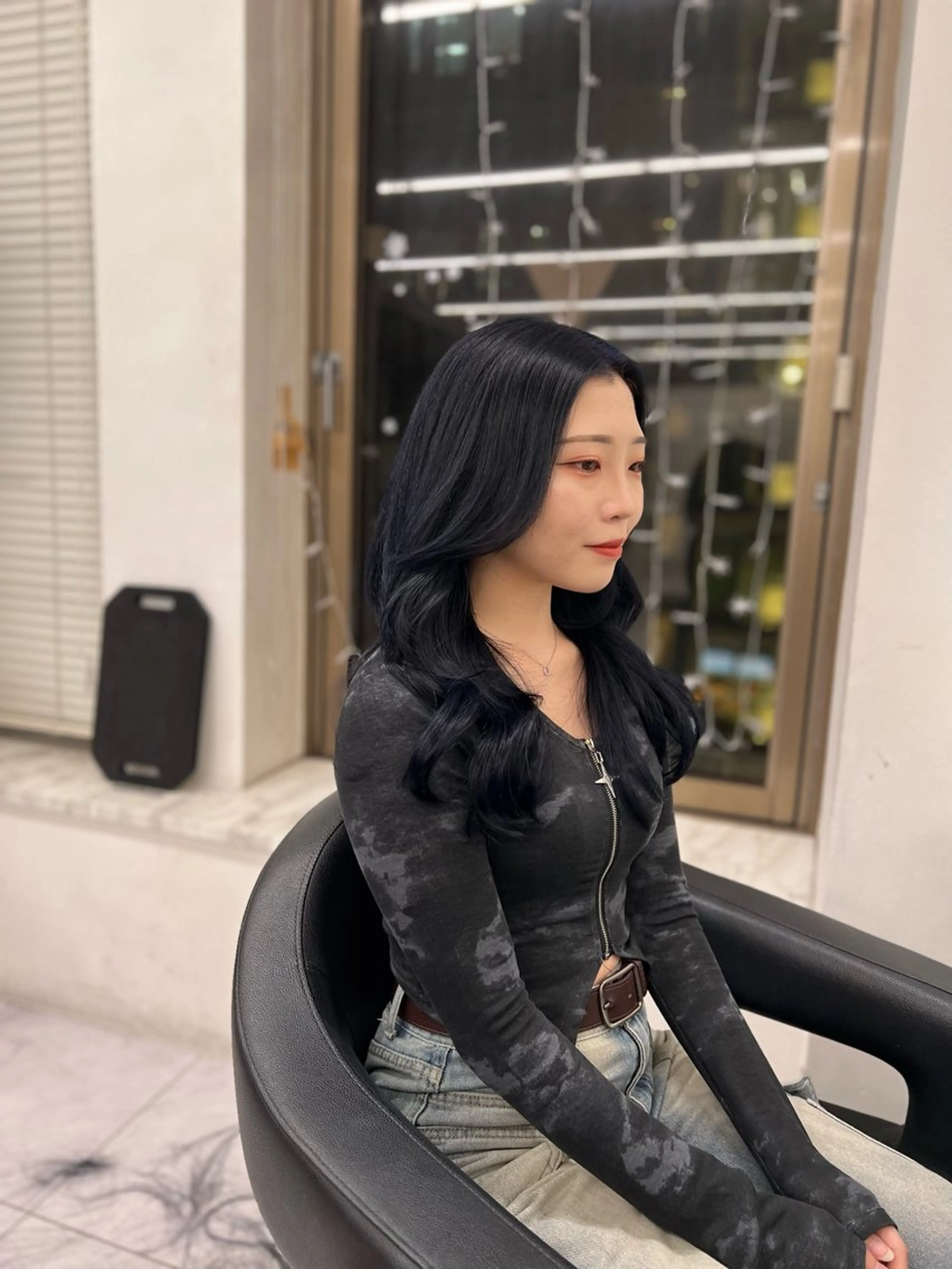 ロング カラー ヘアアレンジ カット ヘアカラー トリートメント ヘッドスパ ヘアセット 透明感×韓流ハイ トーン🫧RYUTAのヘアスタイル