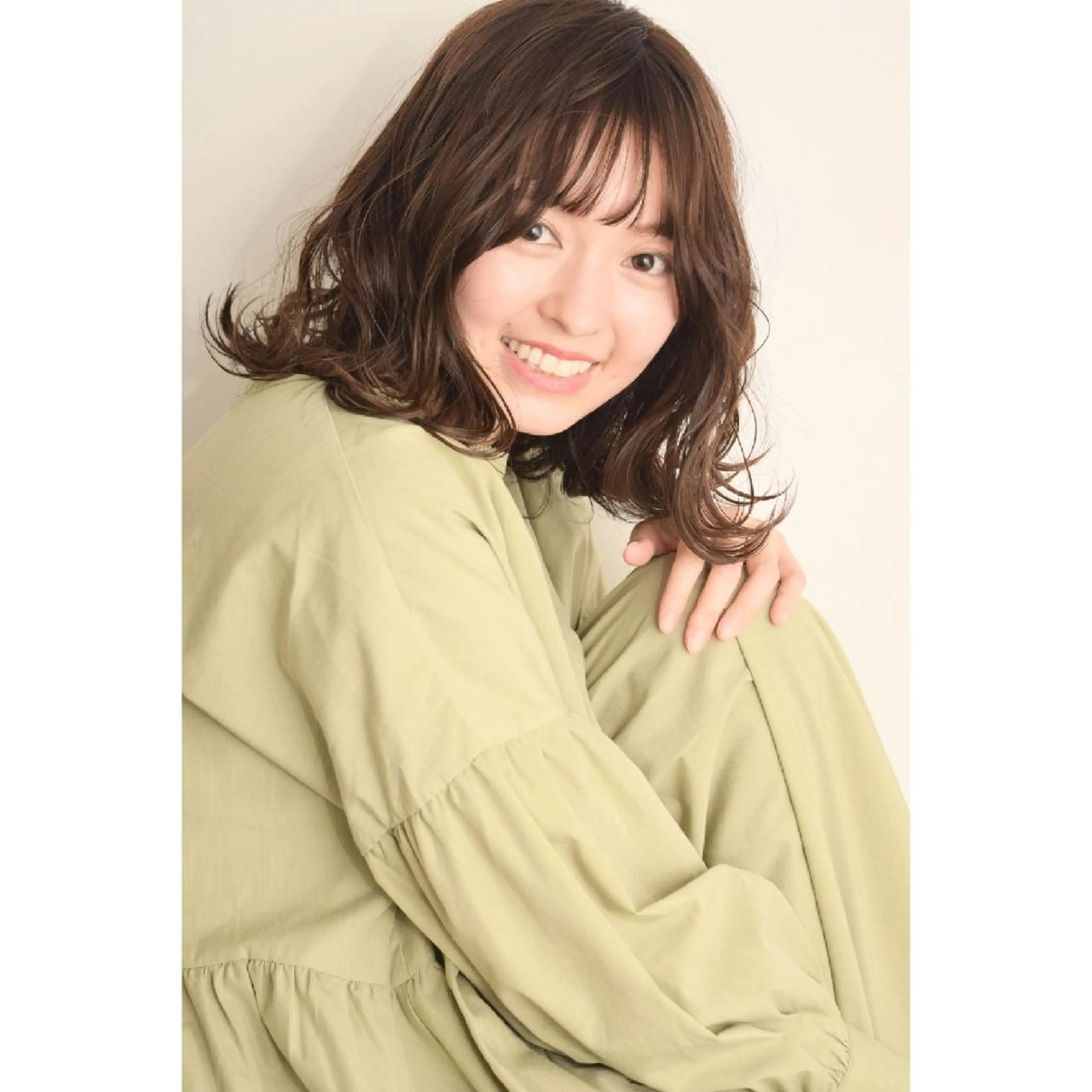 ミディアム パーマ カラー みなみ ゆうすけのヘアスタイル