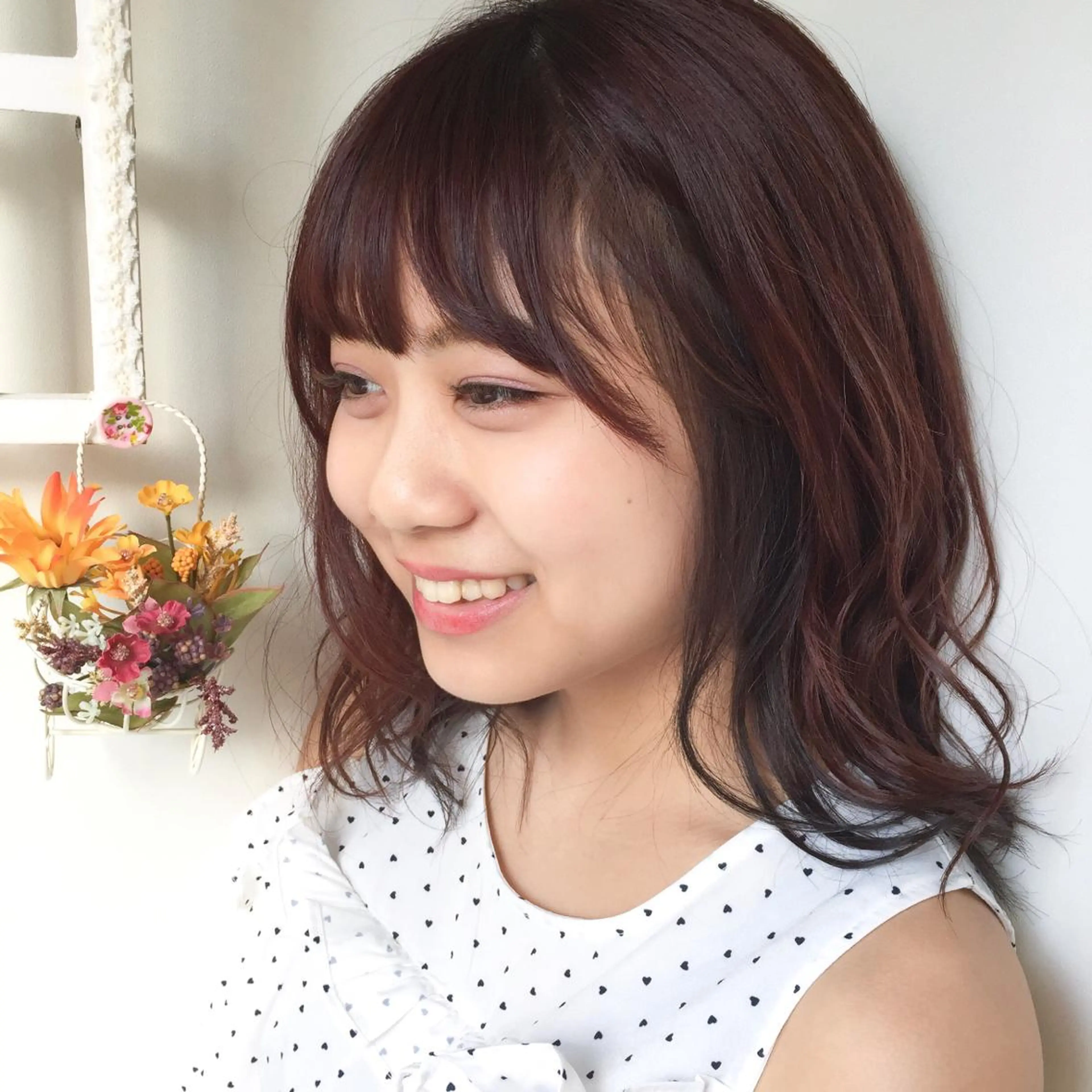 ミディアム カラー ボルドーカラー ダークグレー HAUS 片山みほのヘアスタイル