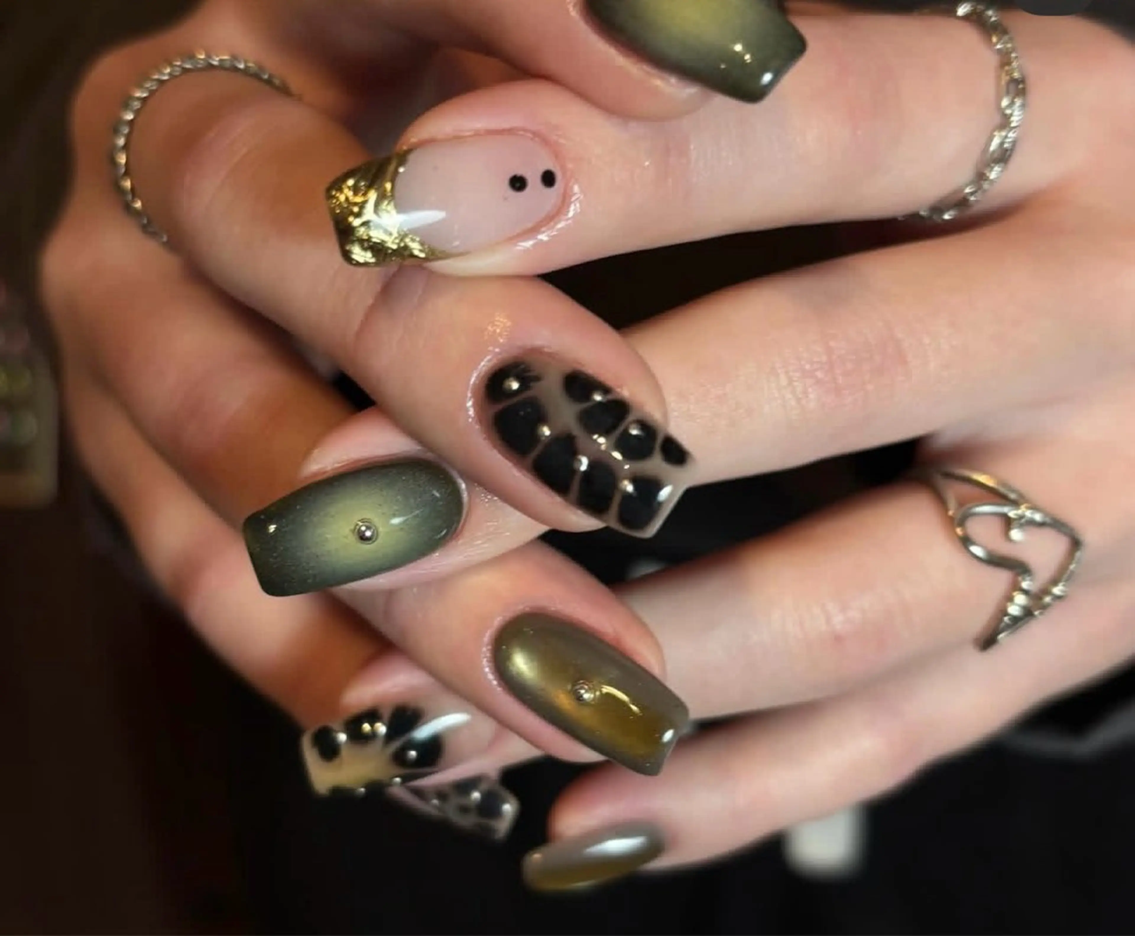 ネイル ハンドネイル NiJi Nailsのネイルデザイン