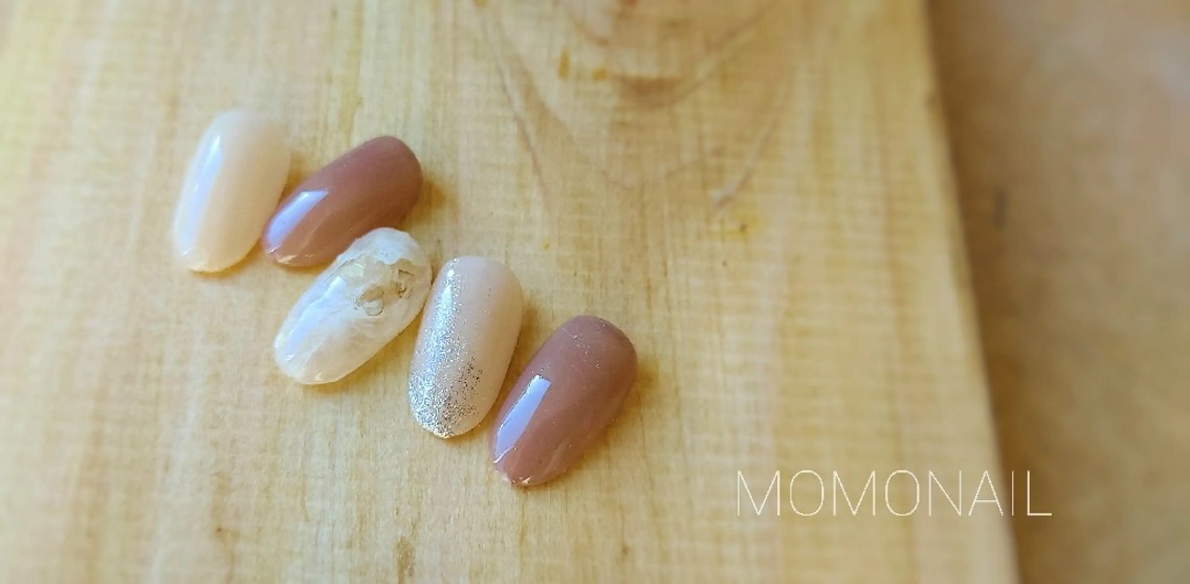 ショート MOMO NAILのネイルデザイン