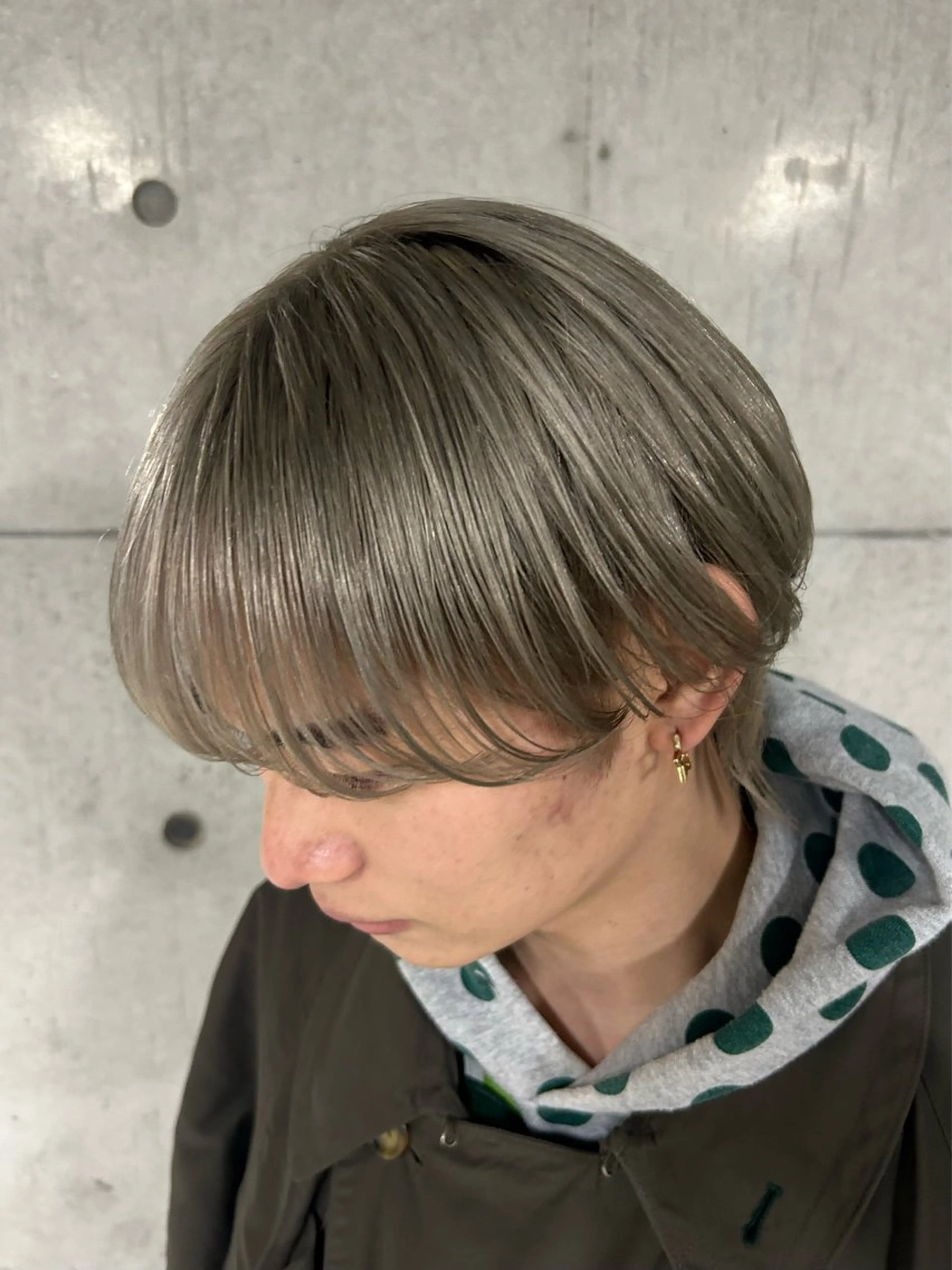 カラー メンズ ヘアカラー ハイトーン/寒色 カラー/suzunoのヘアスタイル