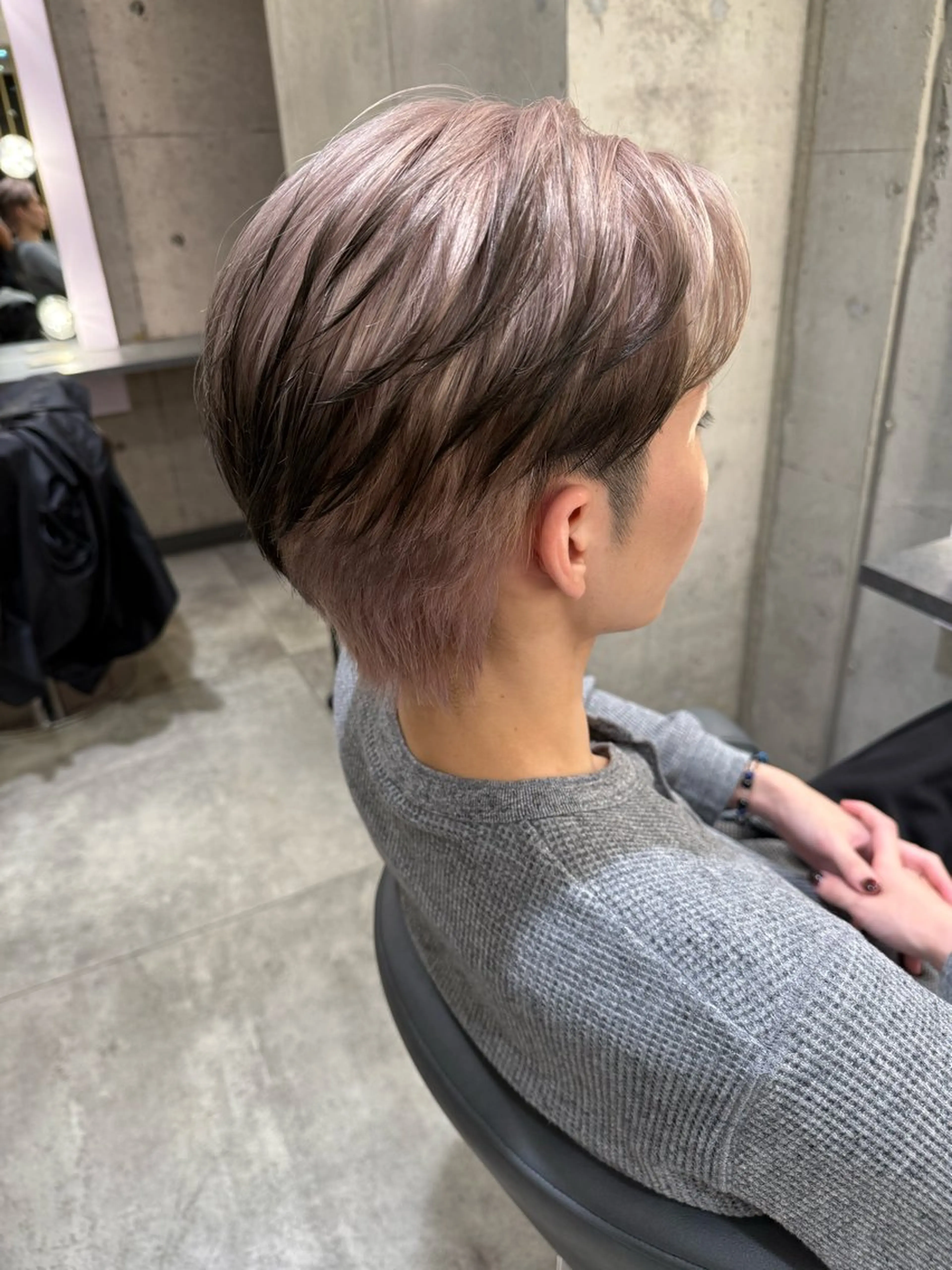 ショート カラー メンズ カット ヘアカラー トリートメント Noe心斎橋 堀田 朋宏のヘアスタイル