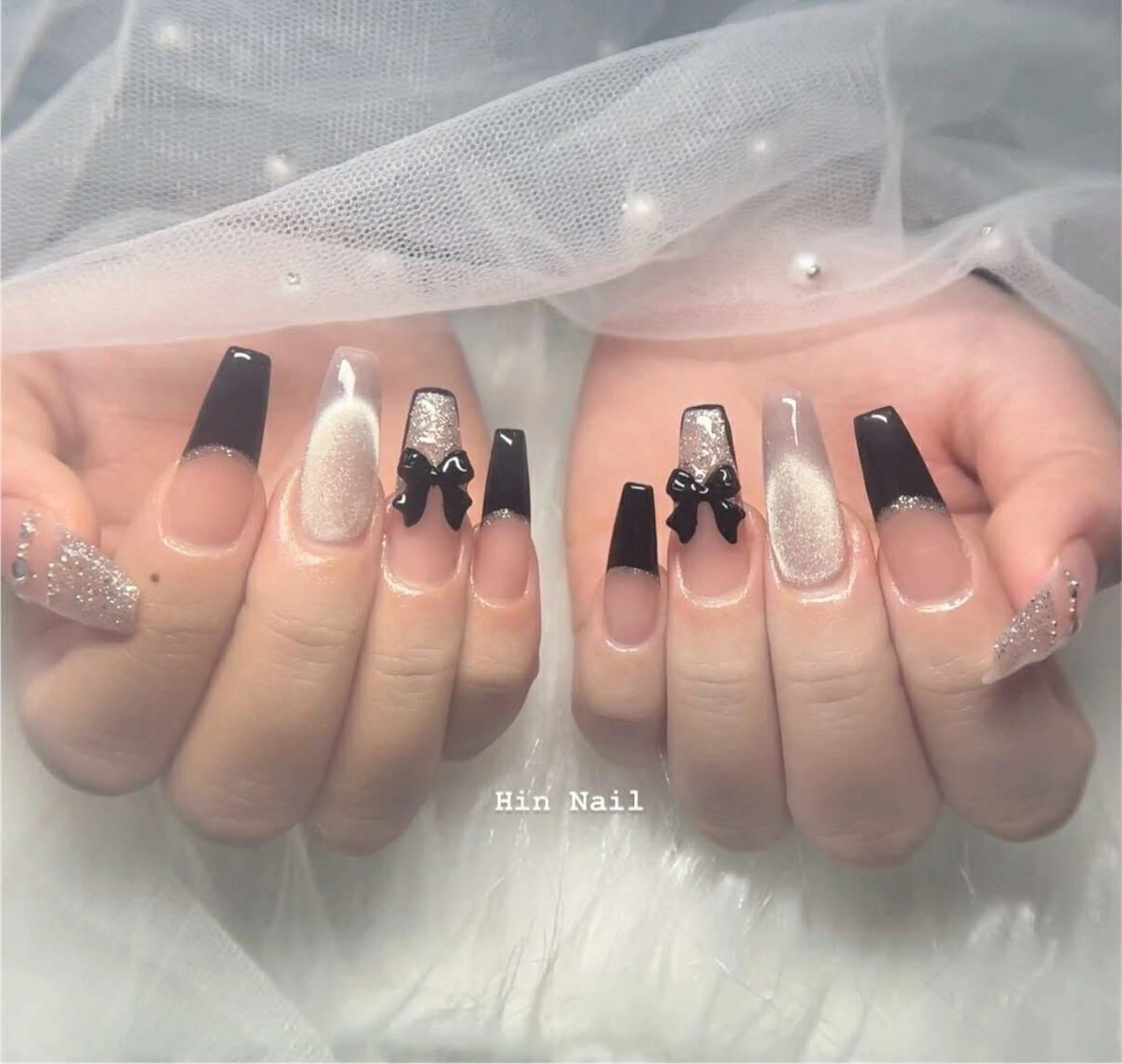 ネイル ハンドネイル Hin Nailsのネイルデザイン