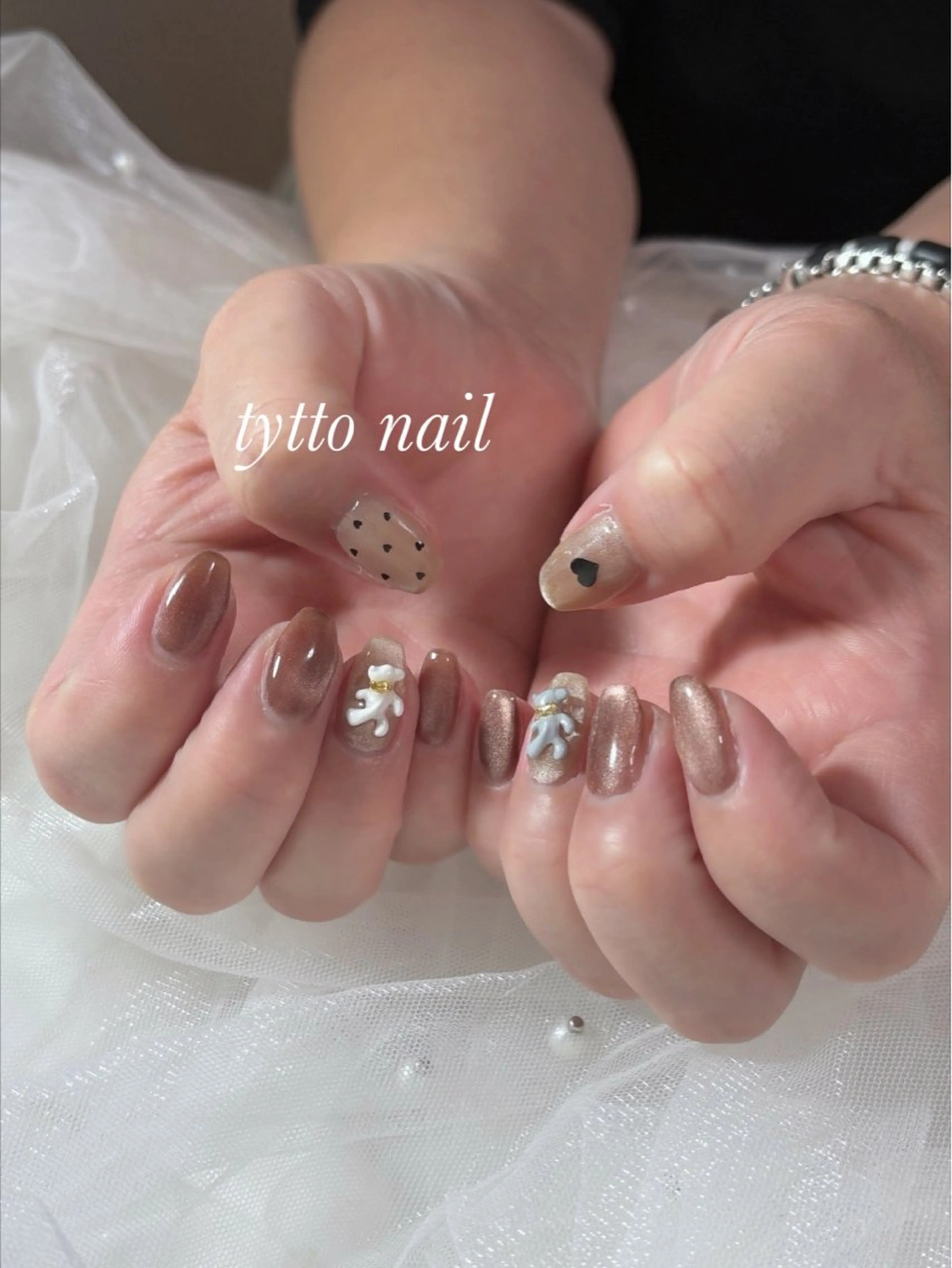 ネイル ブラウン グラデーション キラキラネイル マグネットネイル オフィスネイル tytto nail ❤︎‪‪eri‪‪のネイルデザイン