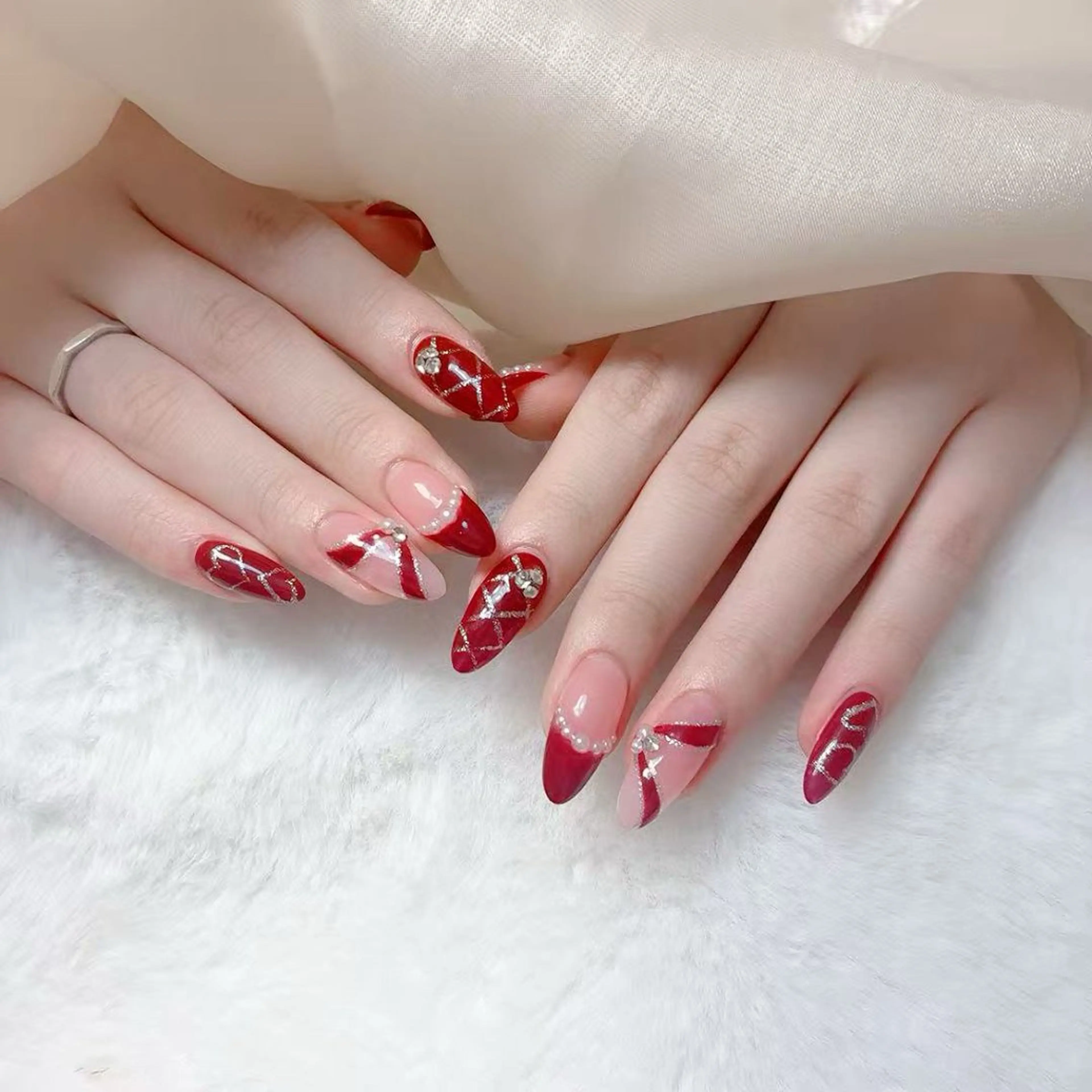 ネイル アニマル柄 アートネイル チークネイル フラッシュネイル フットネイル ハンドネイル B·U Nail大宮 長さだし専門店のネイルデザイン