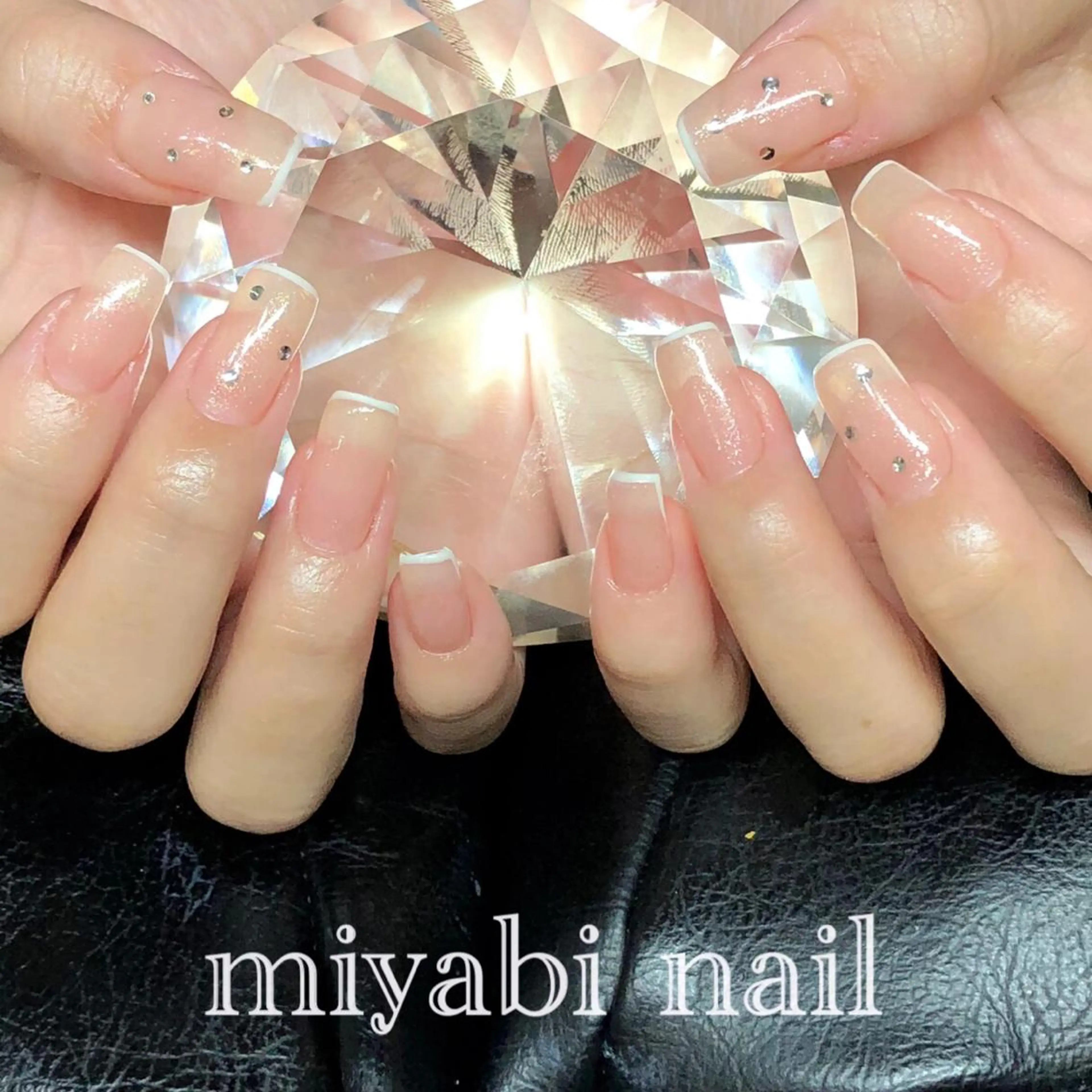 ネイル フレンチネイル ジェルネイル ラメ(グリッター) 持ち込み オフィスネイル ハンドネイル miyabi nail 桂川駅近くのネイルデザイン