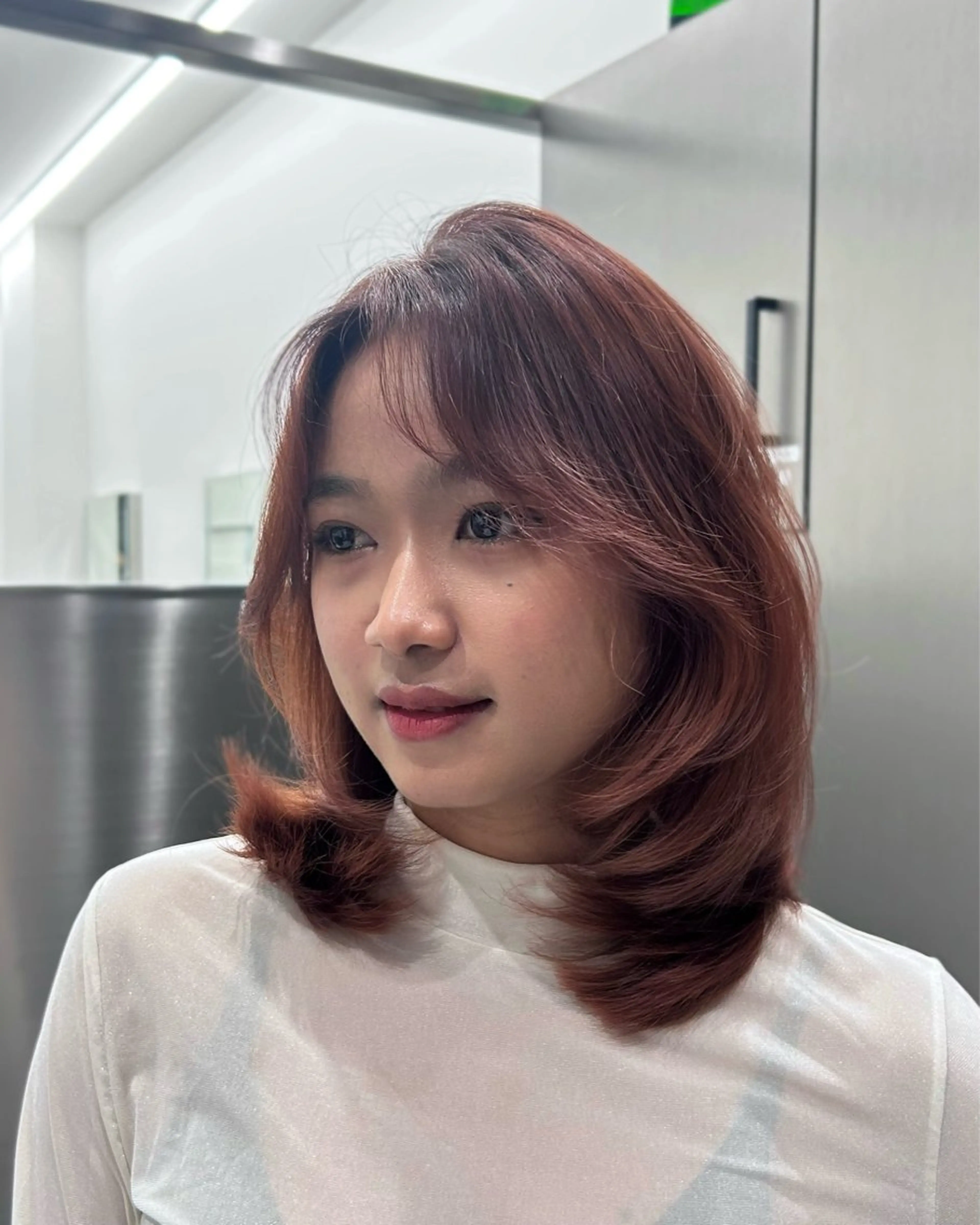 セミロング ボブ レイヤーカット カット ヘアカラー トリートメント 大人レイヤー/艶美髪 🇺🇸TOMONAのヘアスタイル