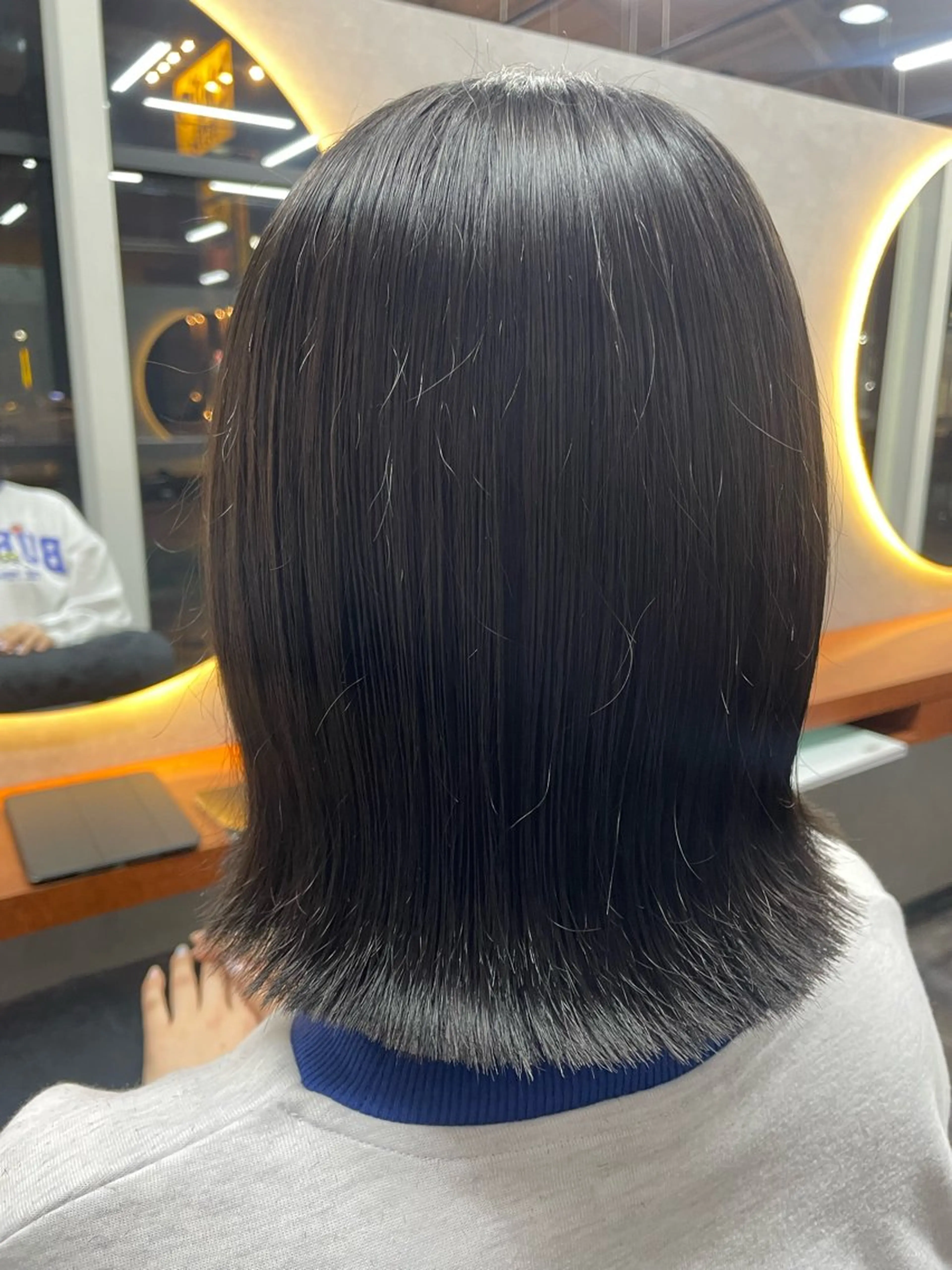 ミディアム 佐藤 菜穂のヘアスタイル