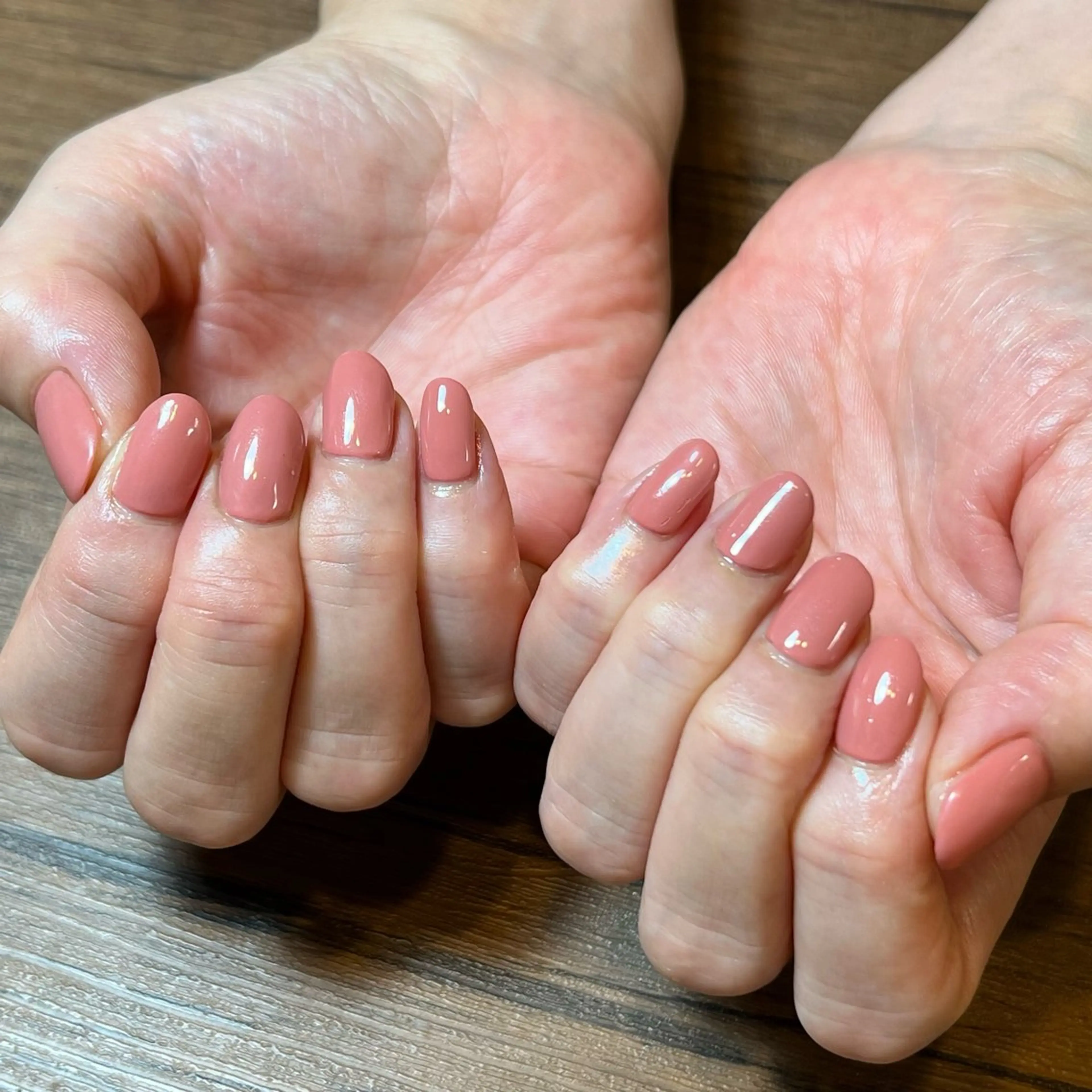 ネイル HENRIETTA NAILSALONのネイルデザイン