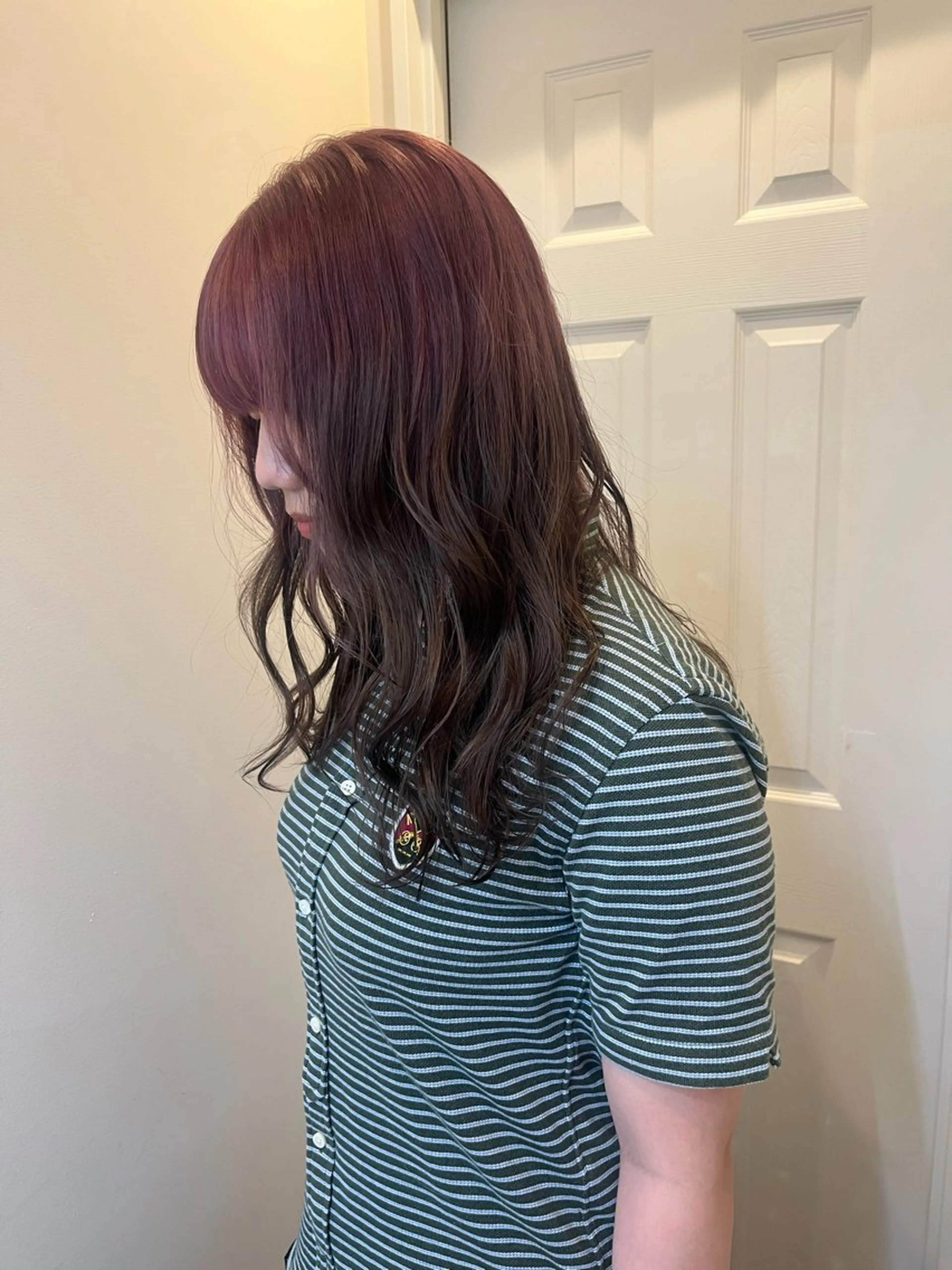 カラー yuka/ロング/ レイヤーカットモデルのヘアスタイル