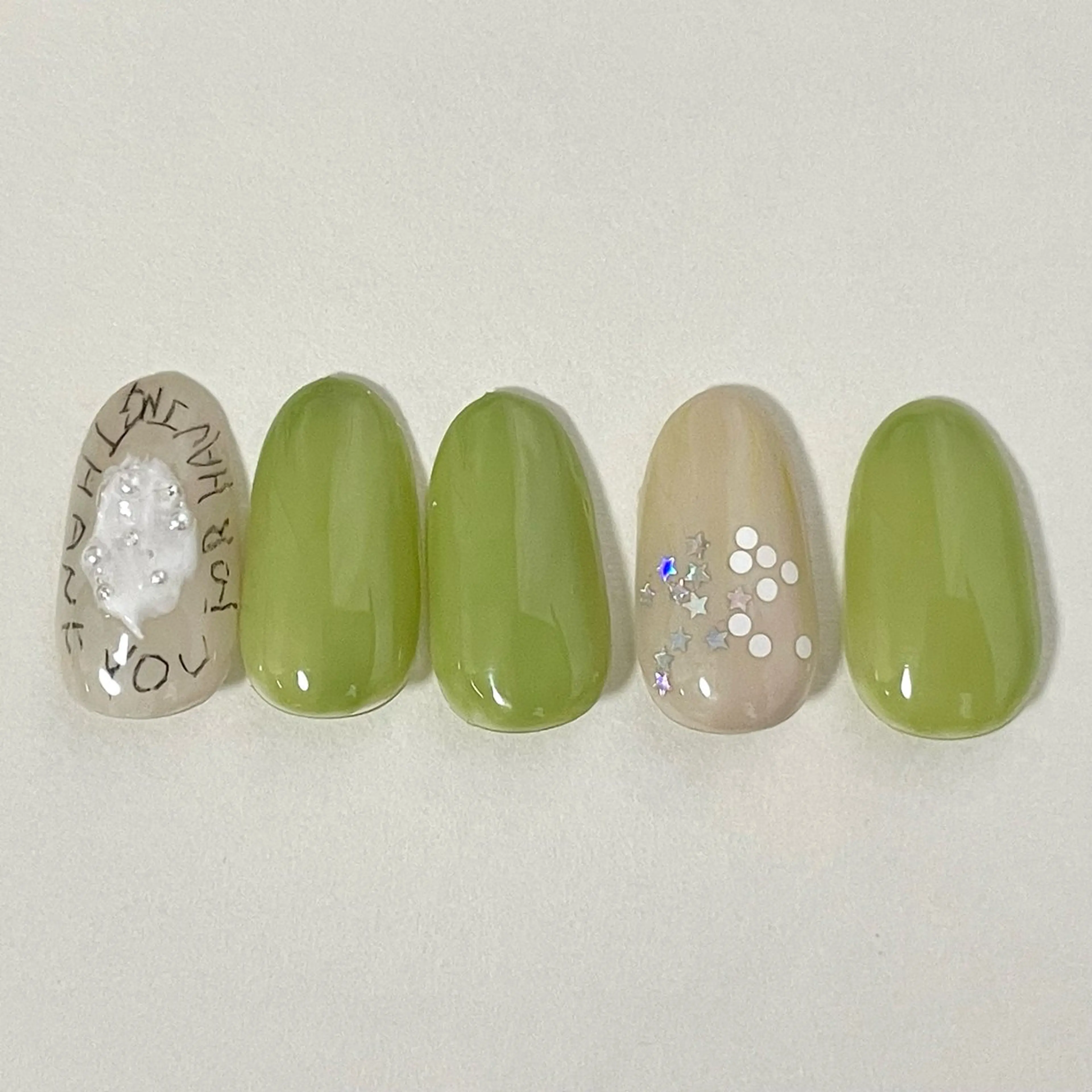 ネイル ショートネイル専門店フェルンヴェー所属・ショートネイル専門店 フェルンヴェー代々木のネイルデザイン