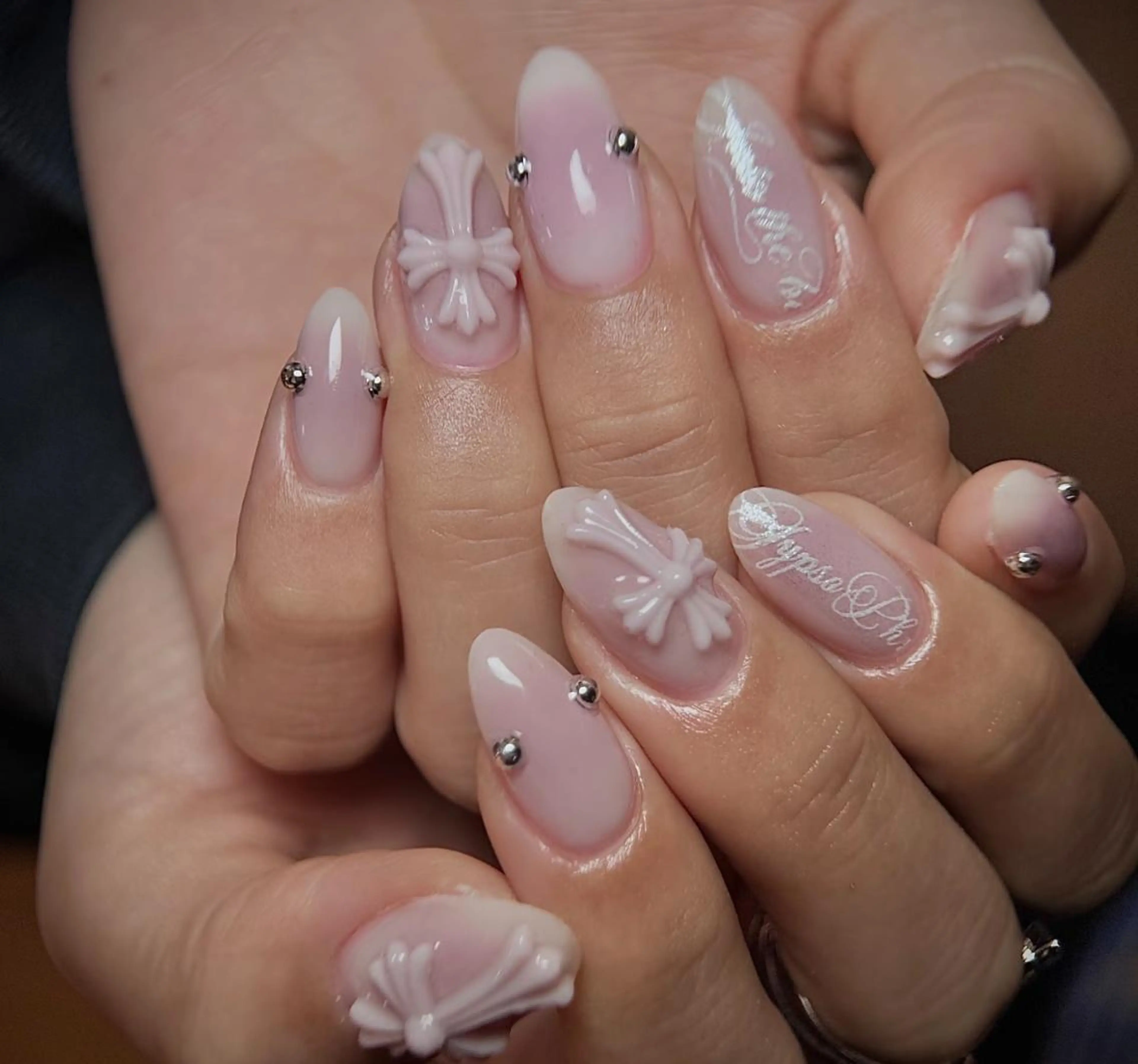 ネイル ハンドネイル ハンドケア 🍑 momo_nailのネイルデザイン