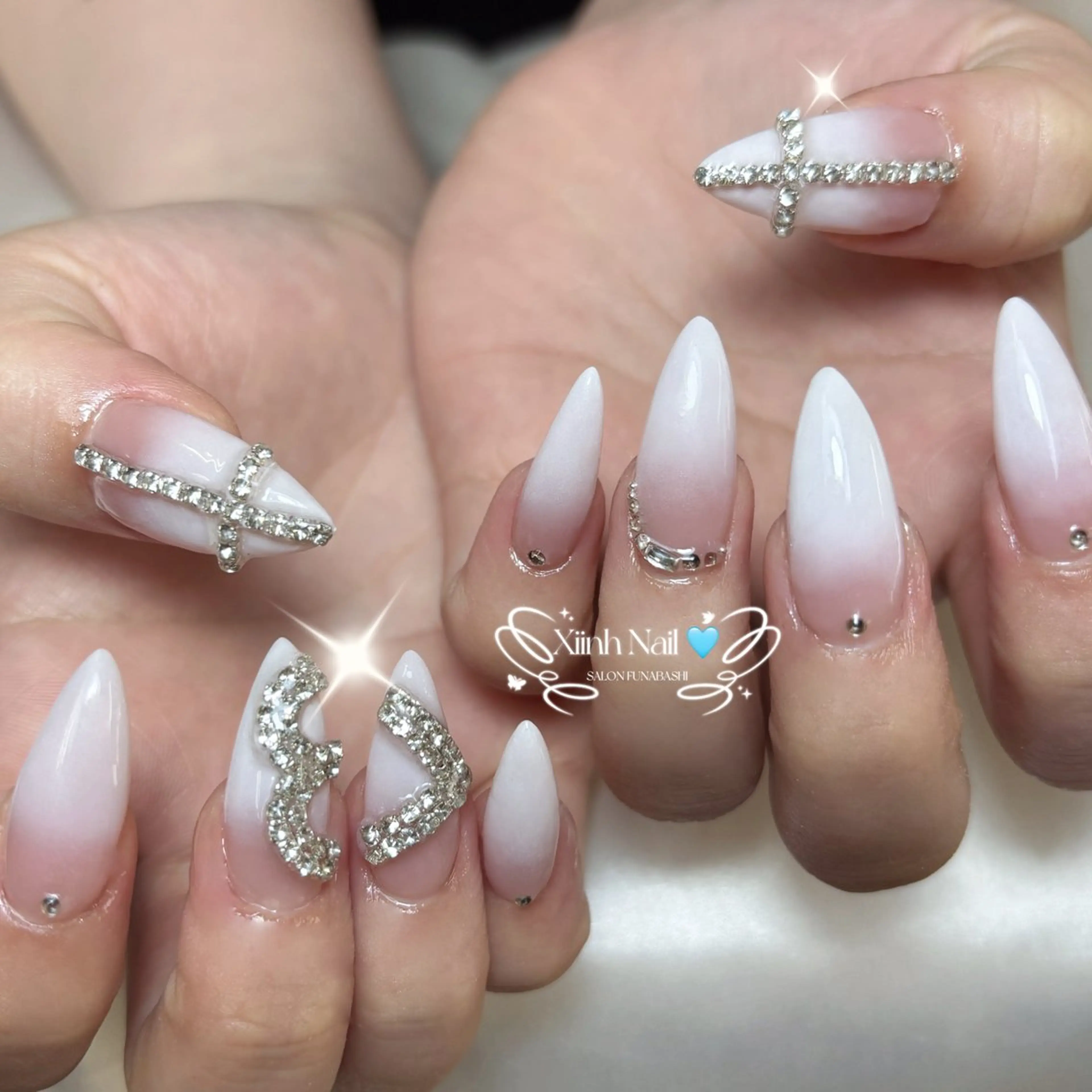 ネイル チークネイル 桜ネイル 長さ出し フットネイル ジェルネイル ハンドネイル XIINH NAIL SALONのネイルデザイン