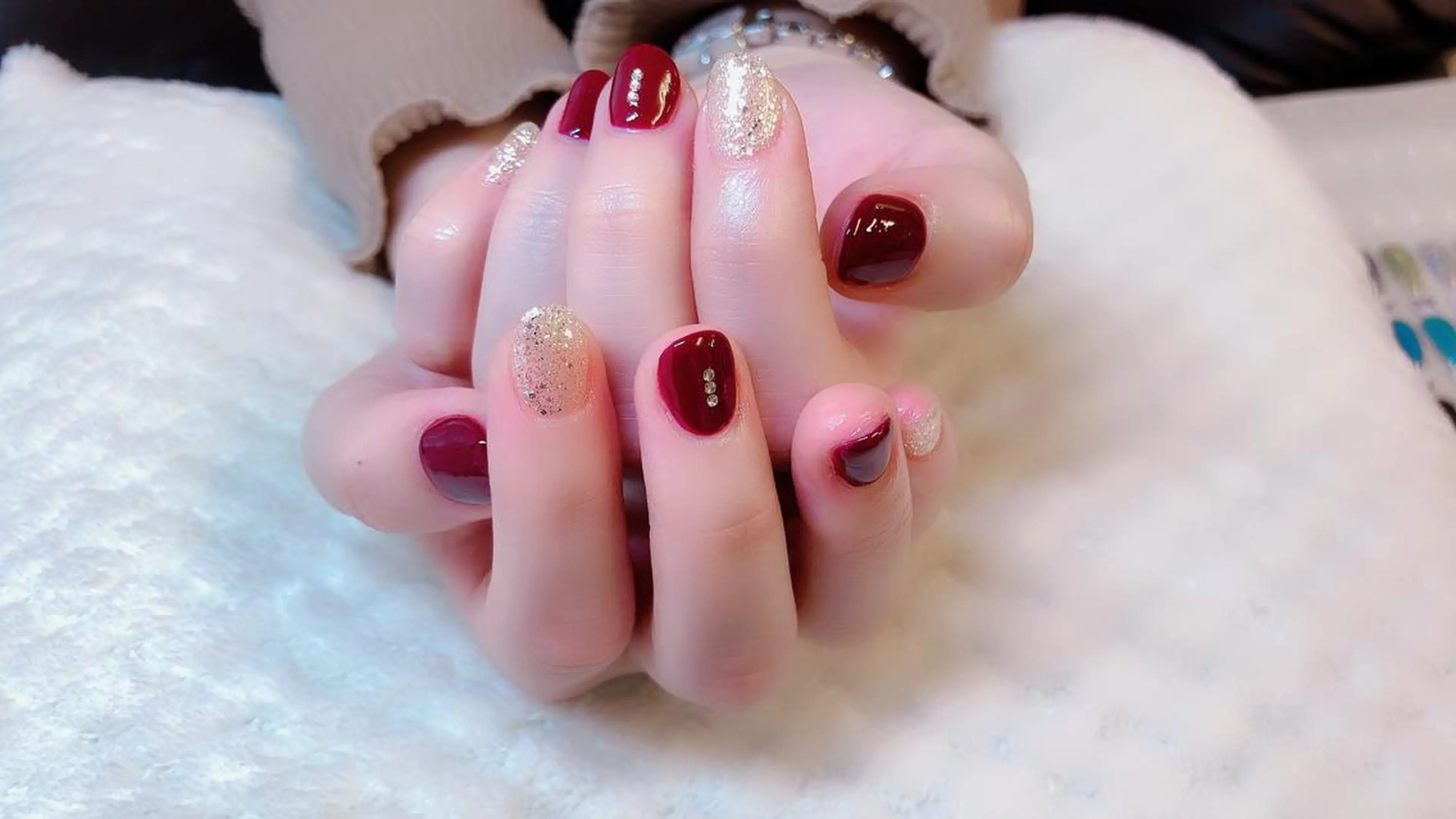 ネイル ボルドー オフィスネイル ono megumiのネイルデザイン