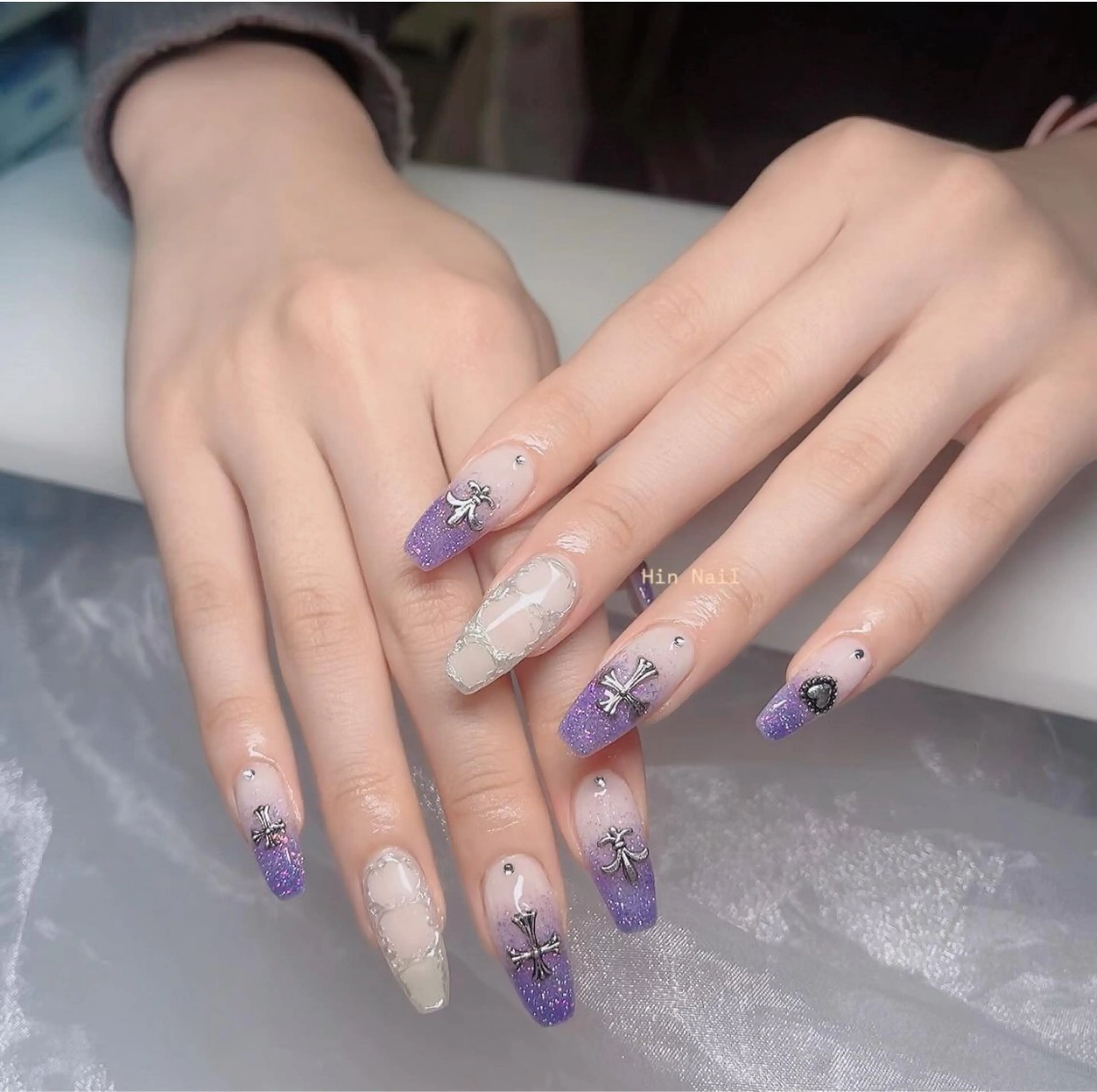 ネイル ハンドネイル HIN NAILのネイルデザイン