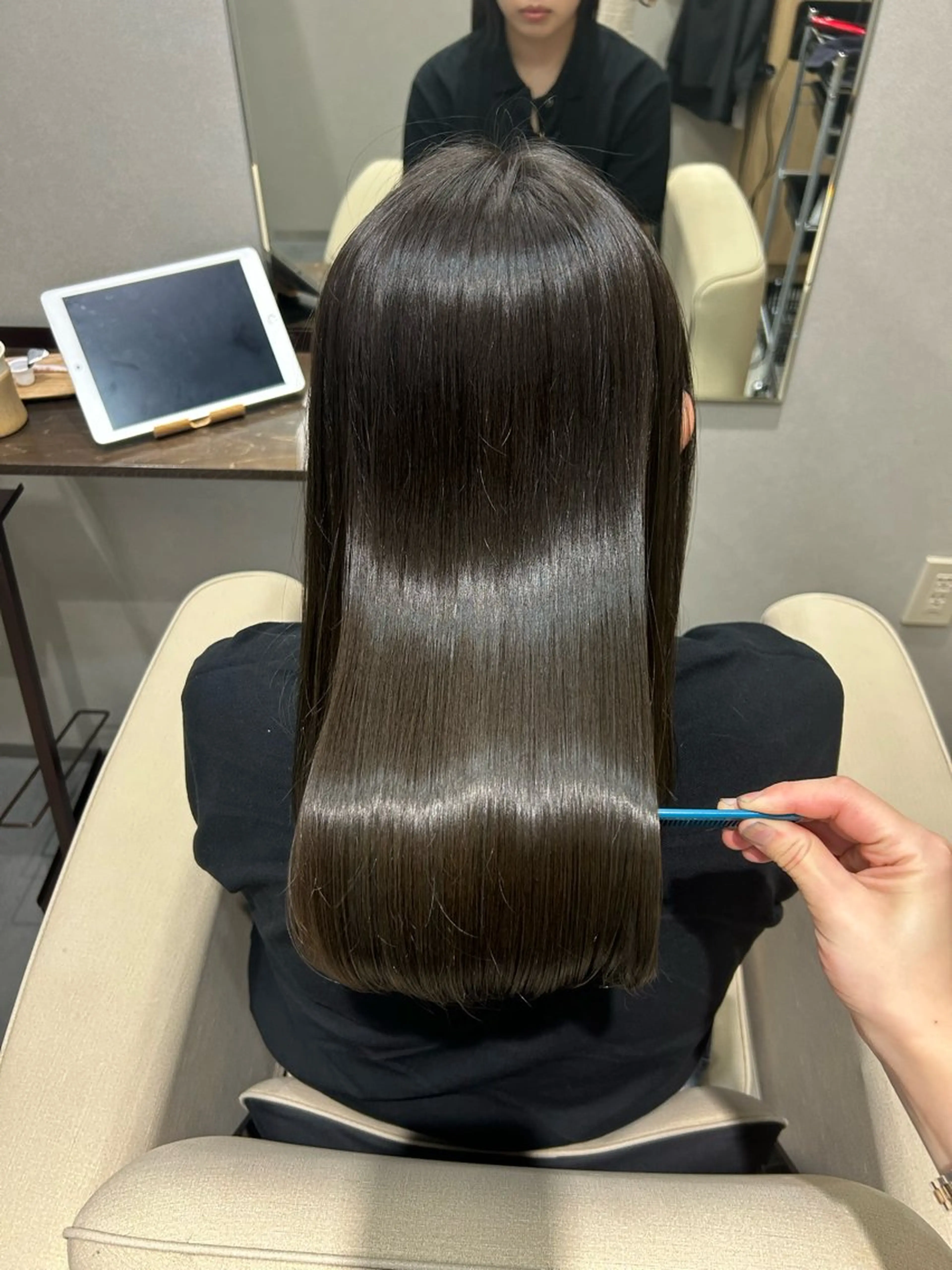 セミロング no nameのヘアスタイル