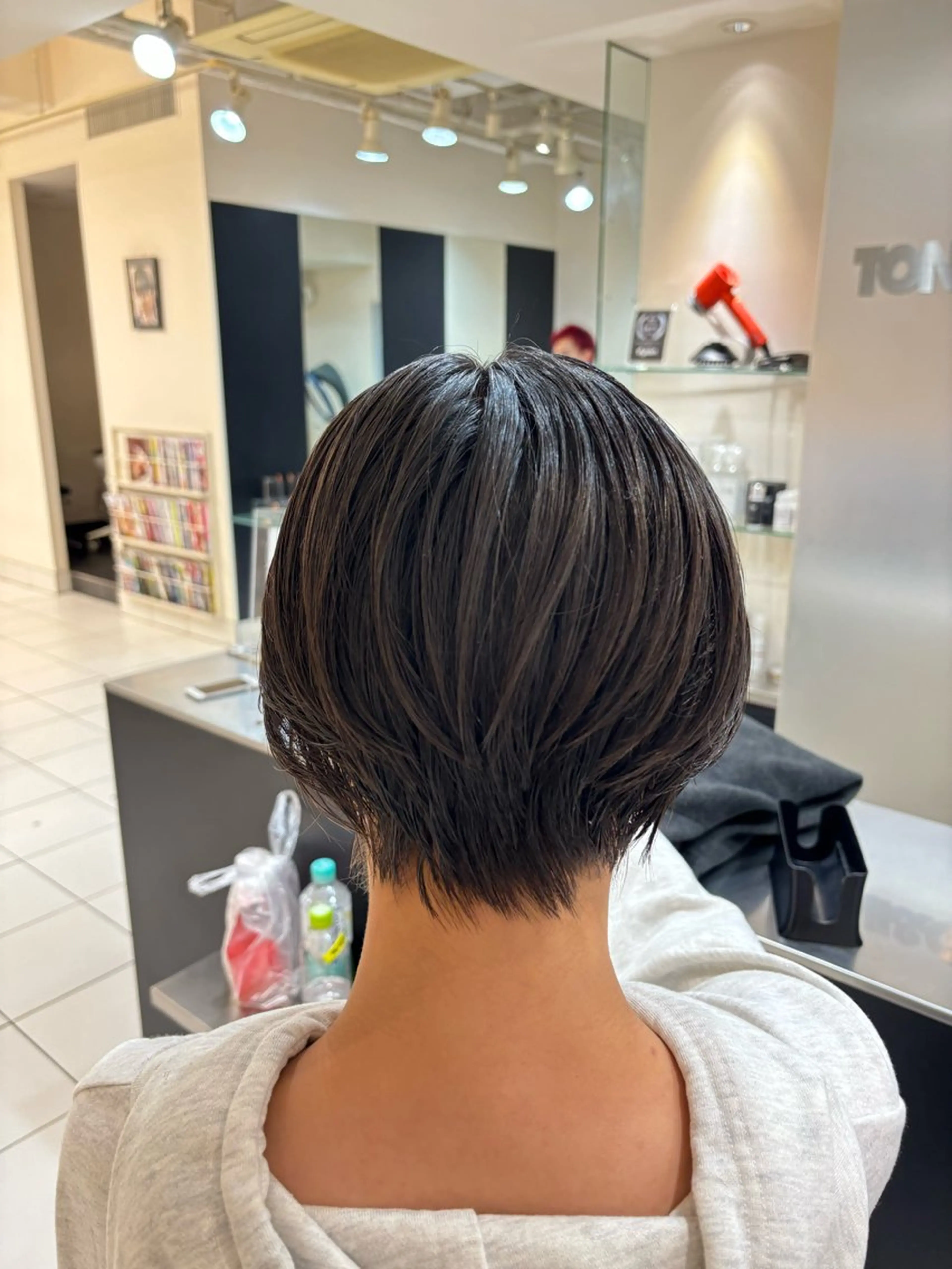 ショート 大山 真衣のヘアスタイル