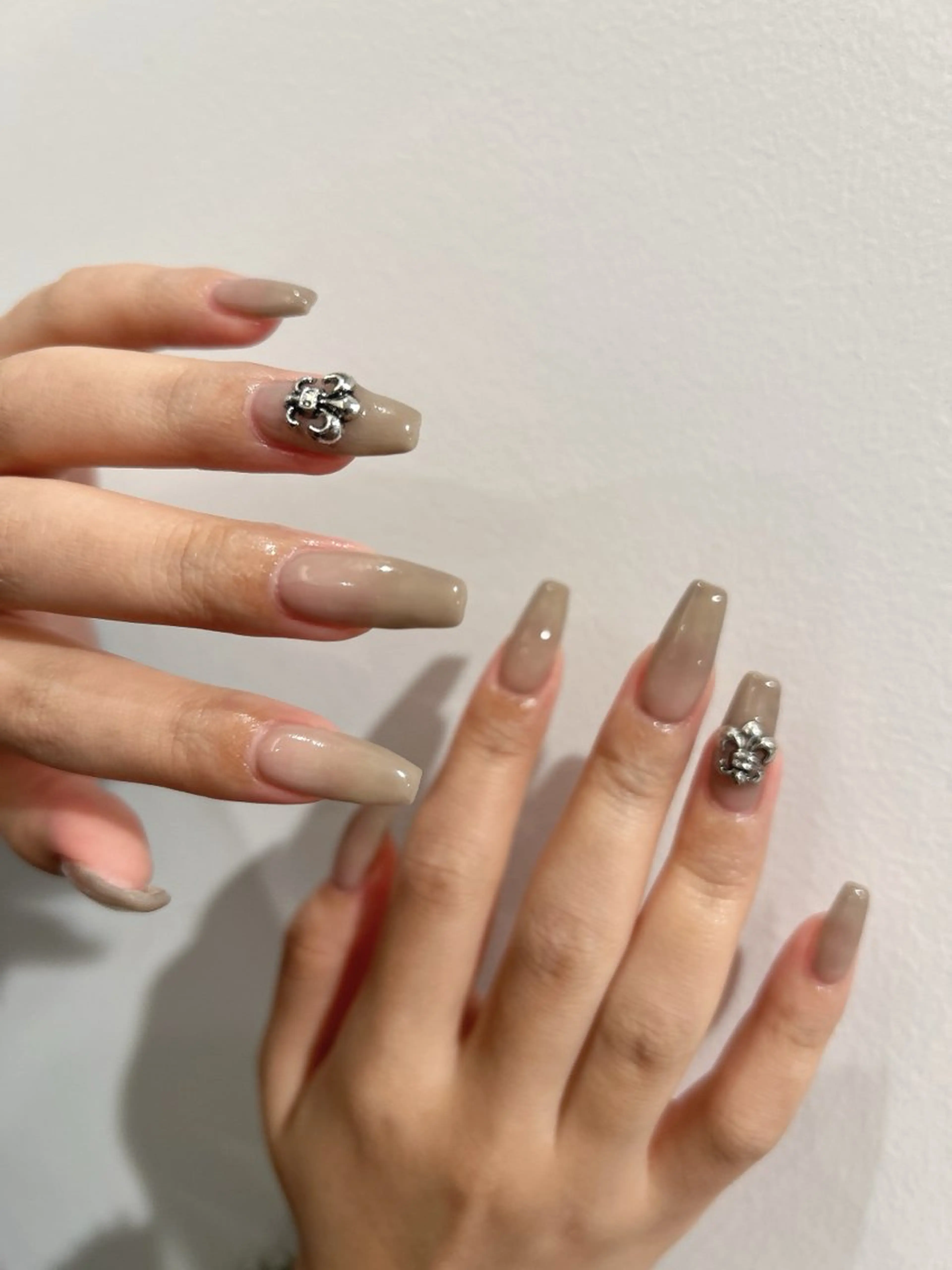 ネイル ハンドネイル tote. sumileのネイルデザイン