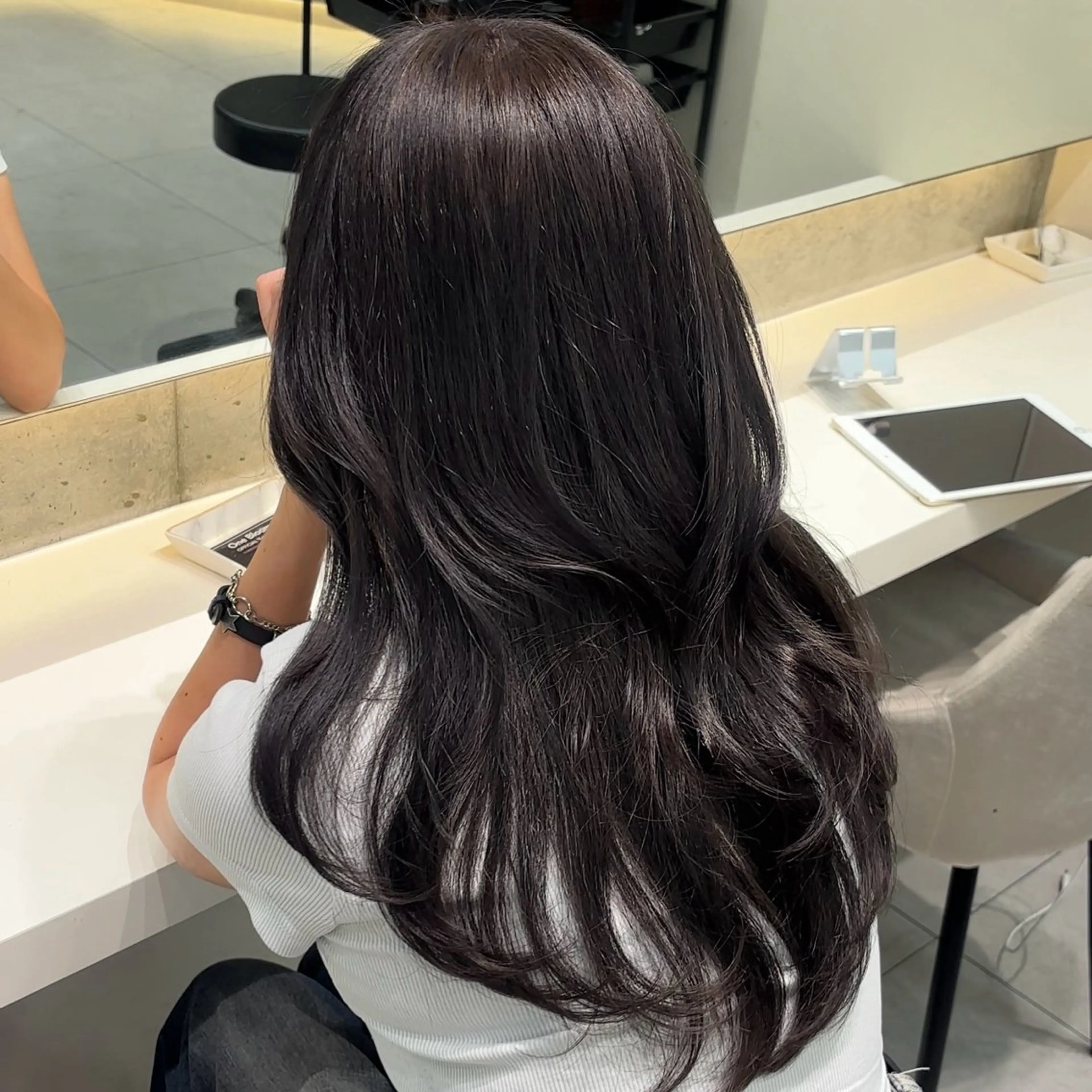 セミロング カラー 透明感カラー グレージュ カット ヘアカラー トリートメント 🎀𝑆𝐴𝑅𝐴 /レイヤーカット🎀のヘアスタイル