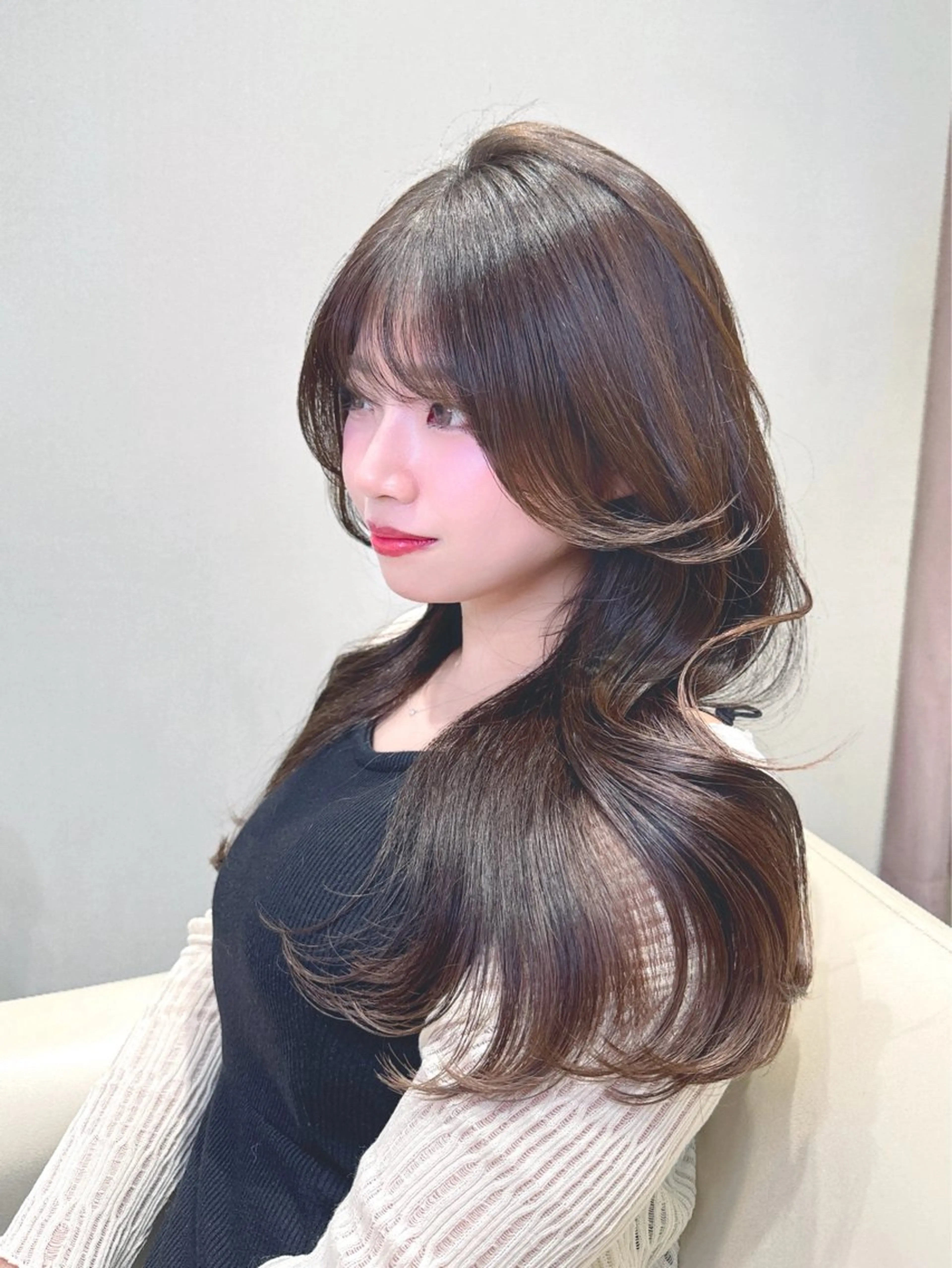 セミロング カラー カット ヘアカラー トリートメント ヘッドスパ ヘアセット 韓国ヘア/レイヤー/ 顔まわり/りょーとのヘアスタイル